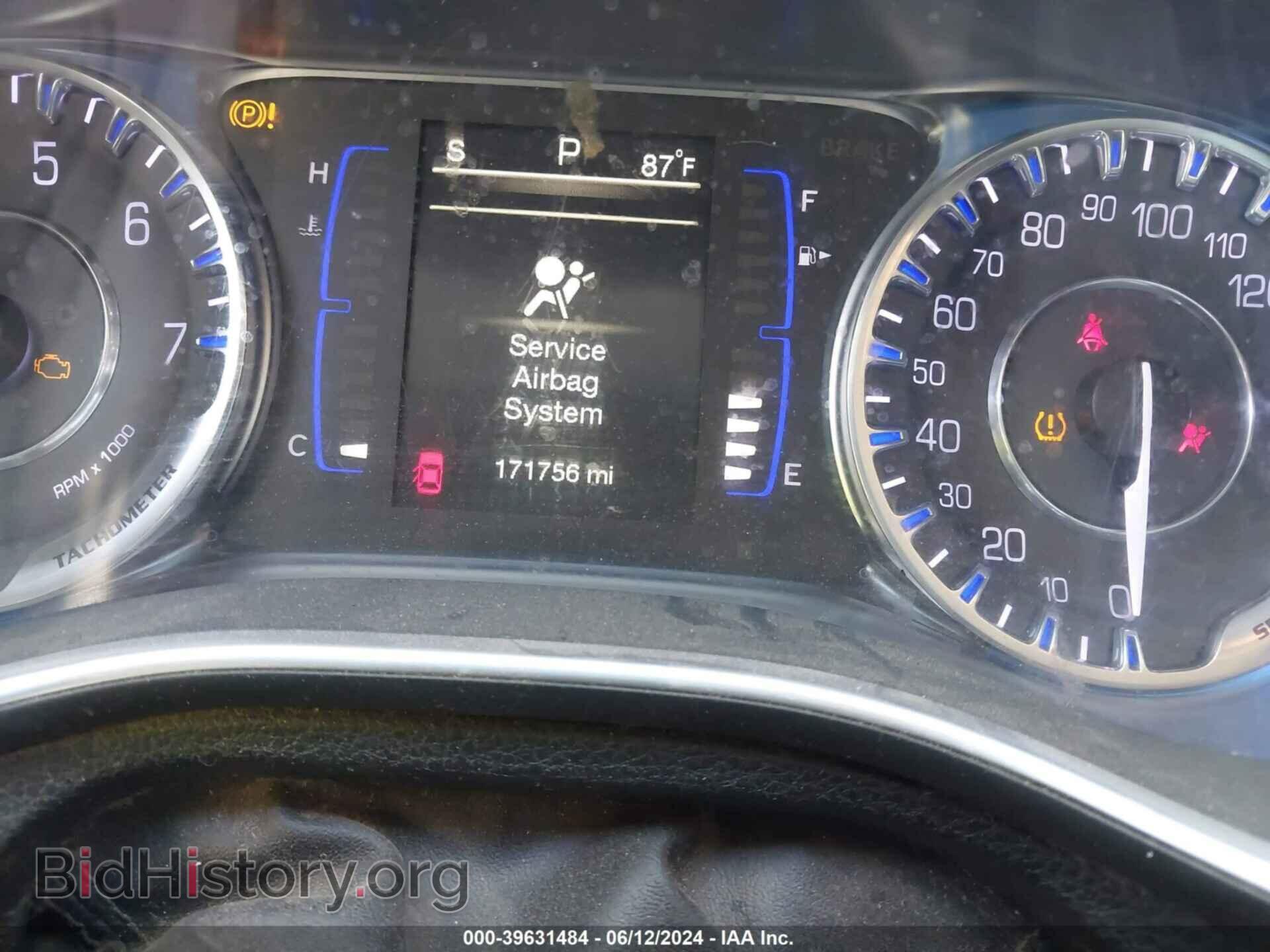 2016 CHRYSLER 200 - VIN: 1C3CCCAB7GN137993 - Фото 7
