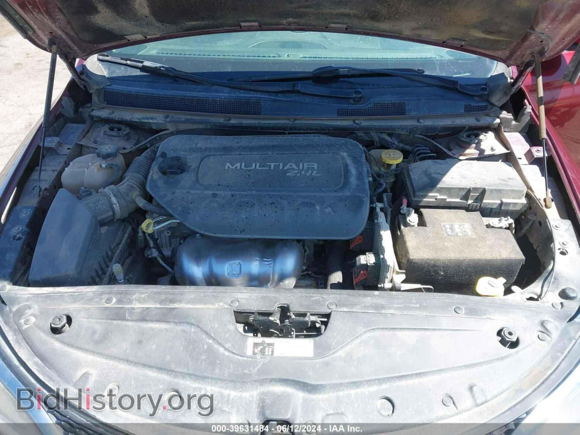 2016 CHRYSLER 200 - VIN: 1C3CCCAB7GN137993 - Фото 10
