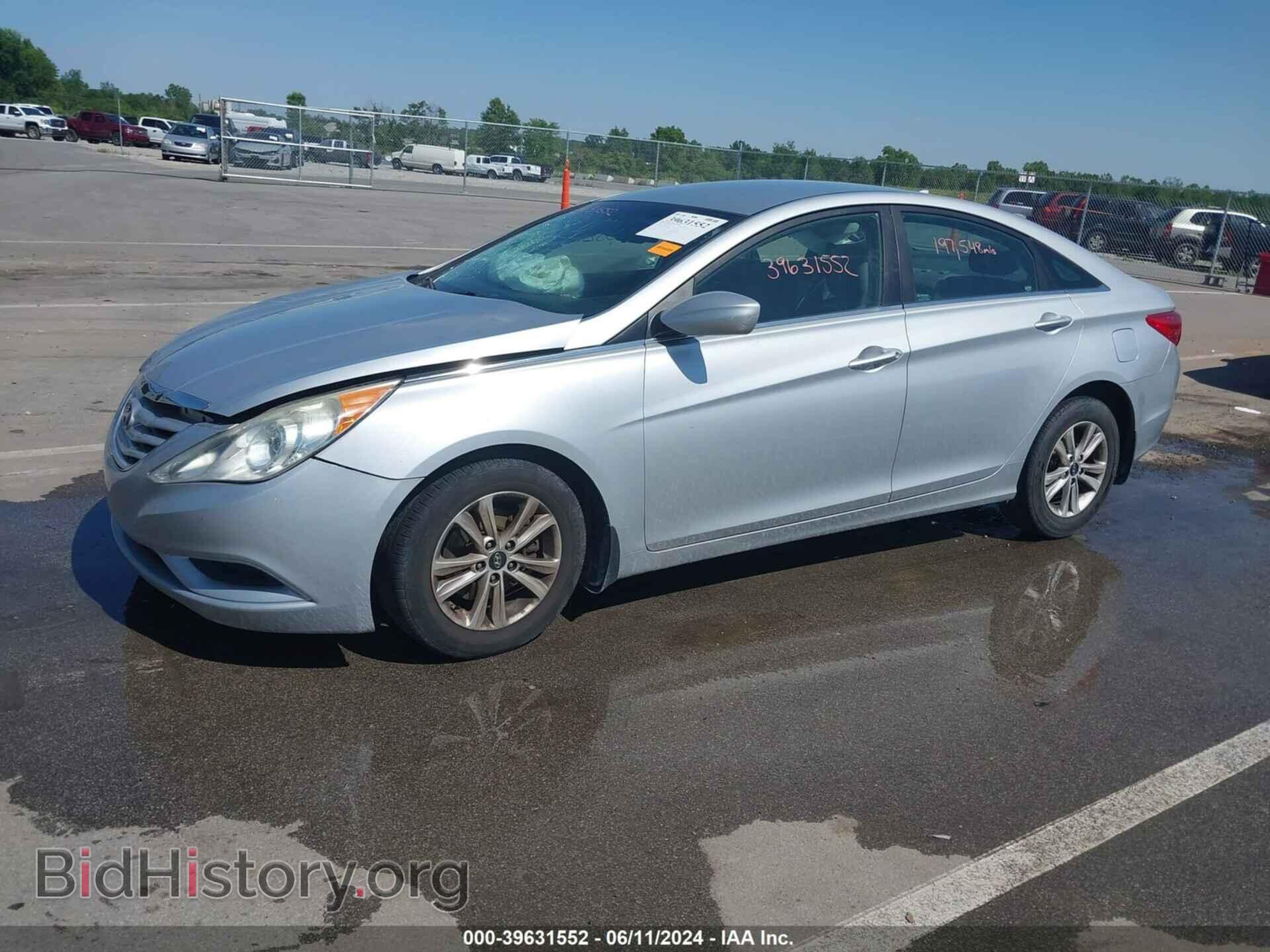 2012 HYUNDAI SONATA - VIN: 5NPEB4AC9CH464556 - Фото 2