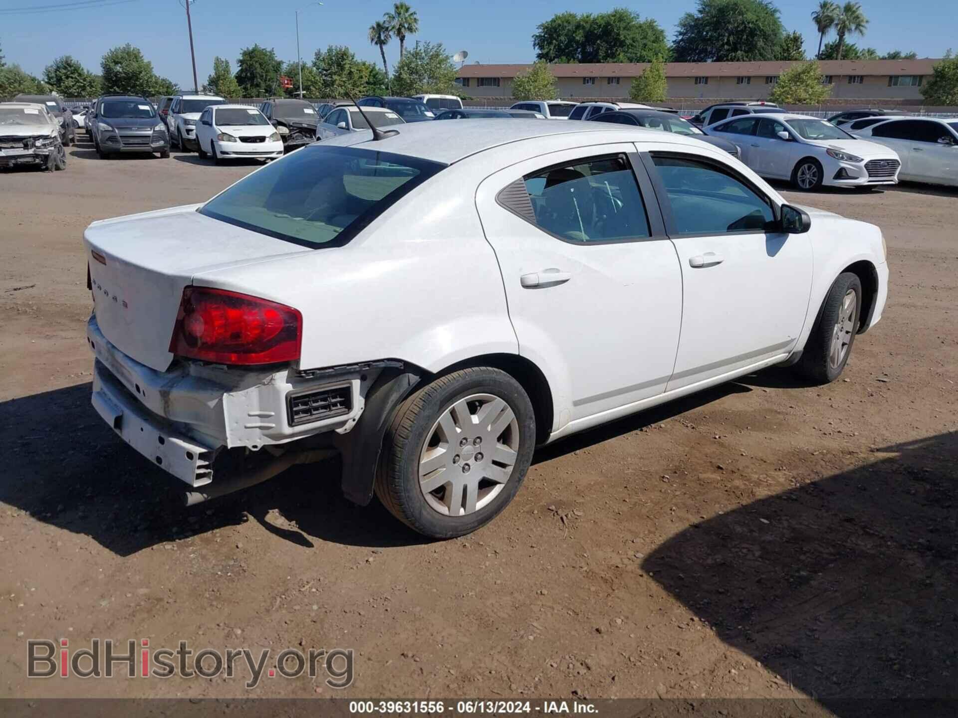 2011 DODGE AVENGER - VIN: 1B3BD4FB5BN548743 - Photo 4