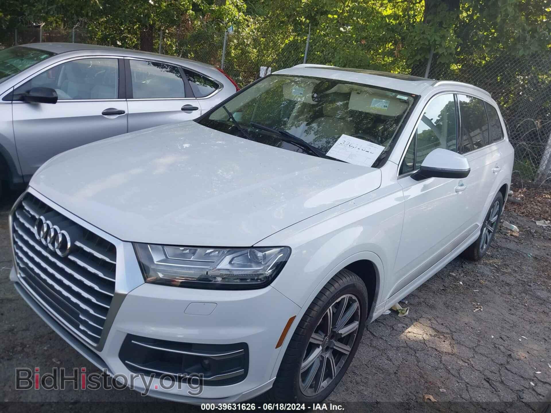 2017 AUDI Q7 - VIN: WA1LAAF7XHD037396 - Фото 2