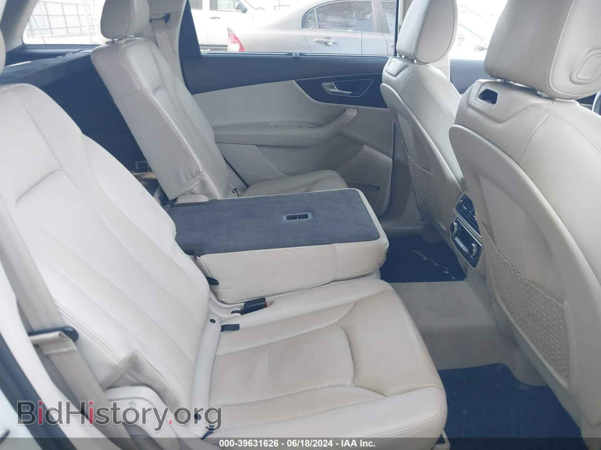 2017 AUDI Q7 - VIN: WA1LAAF7XHD037396 - Фото 8