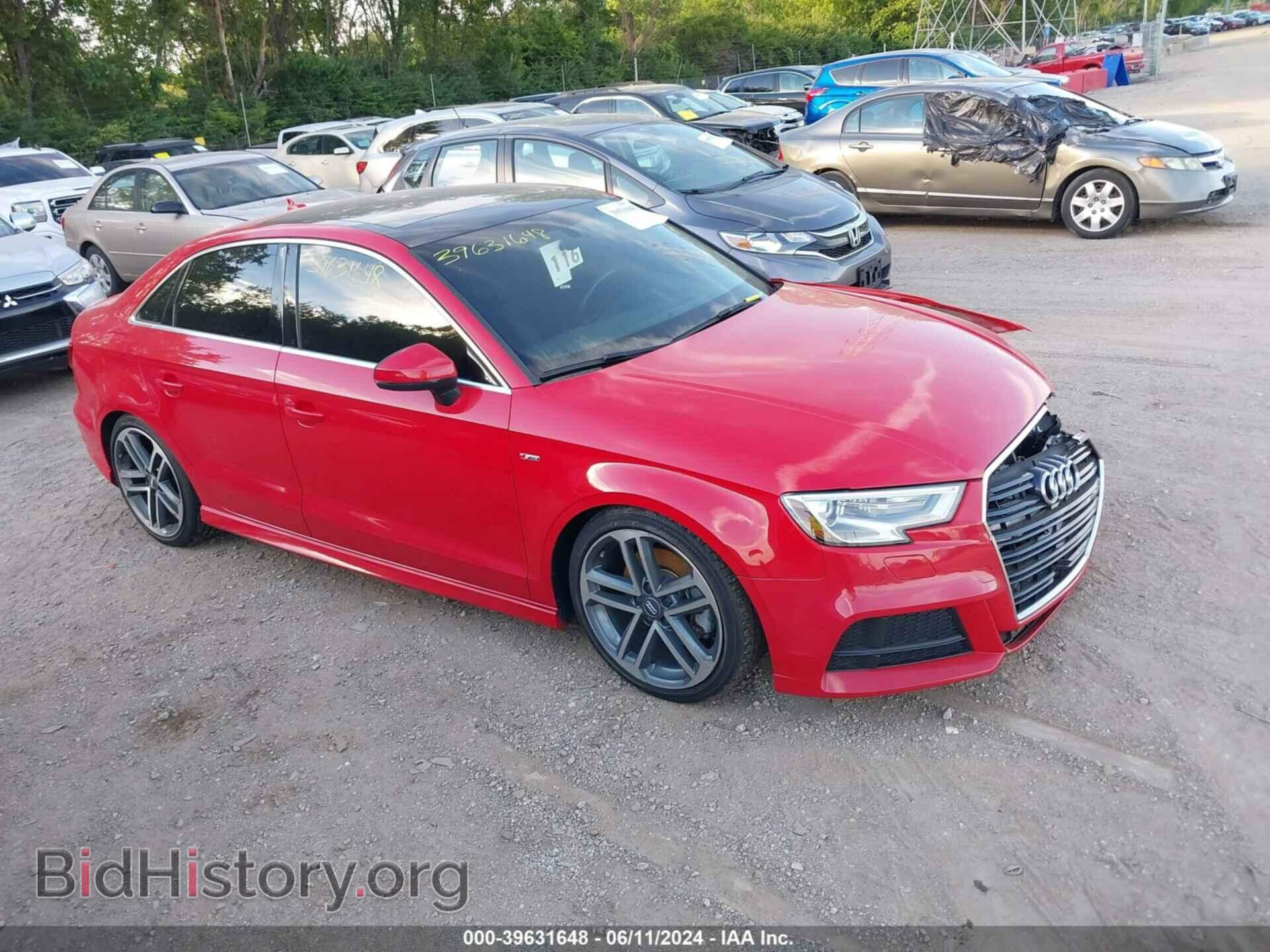 Фотография WAUJ8GFF7H1042119 - AUDI A3 2017