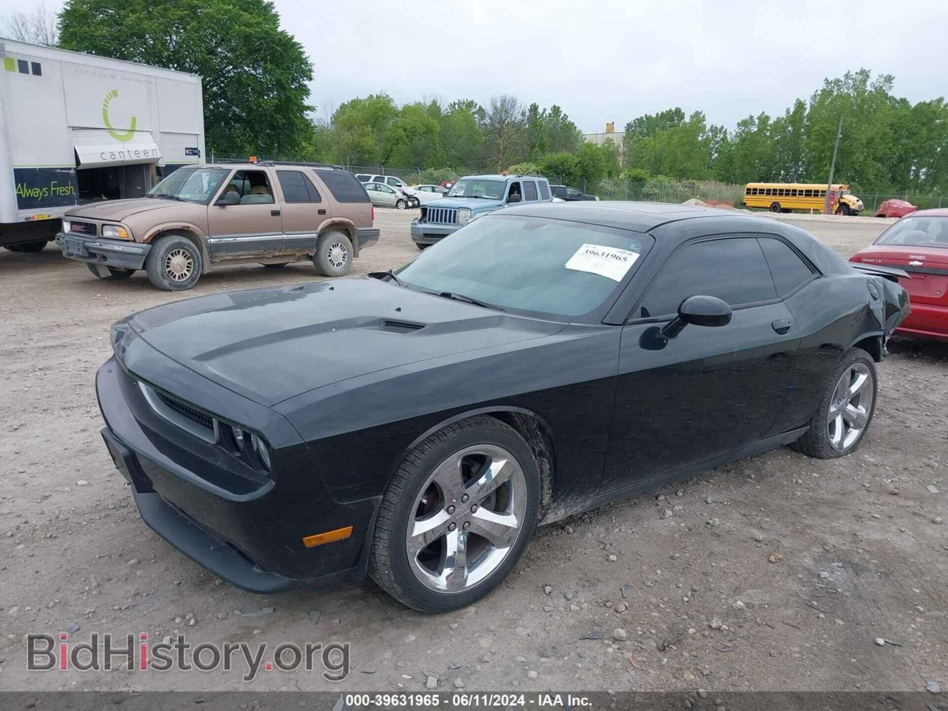 2012 DODGE CHALLENGER - VIN: 2C3CDYAG7CH290995 - Photo 2