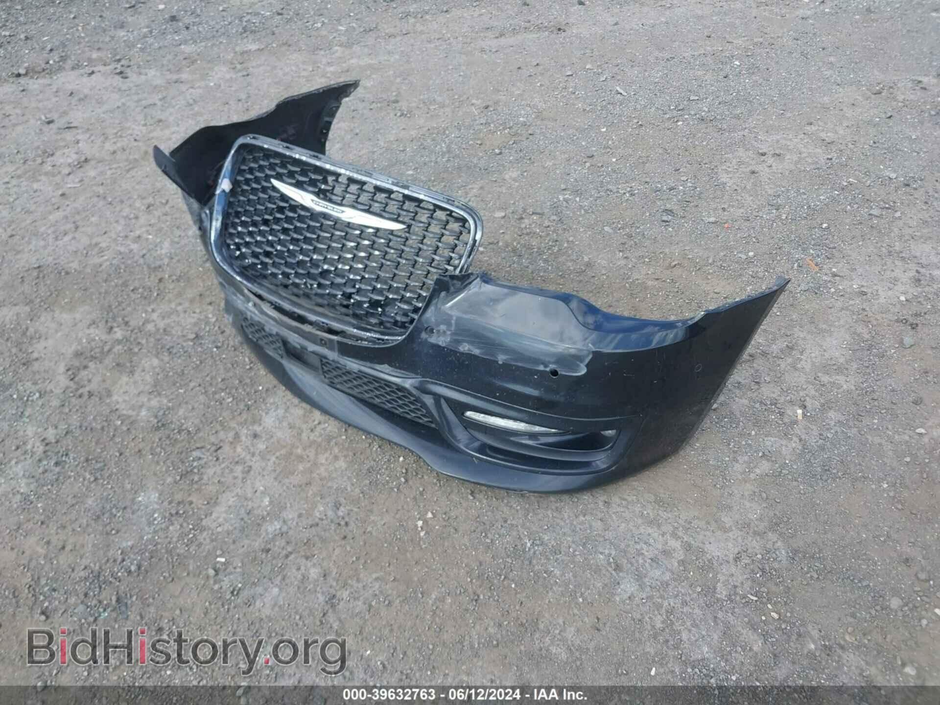 2017 CHRYSLER 300 - VIN: 2C3CCABG4HH664155 - Фото 12
