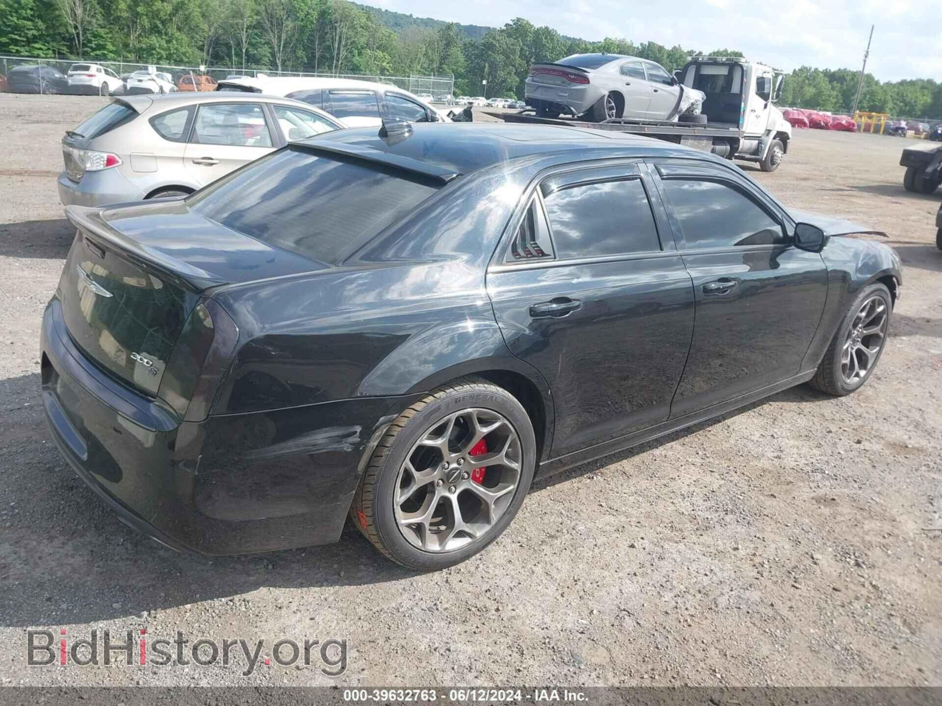 2017 CHRYSLER 300 - VIN: 2C3CCABG4HH664155 - Фото 4