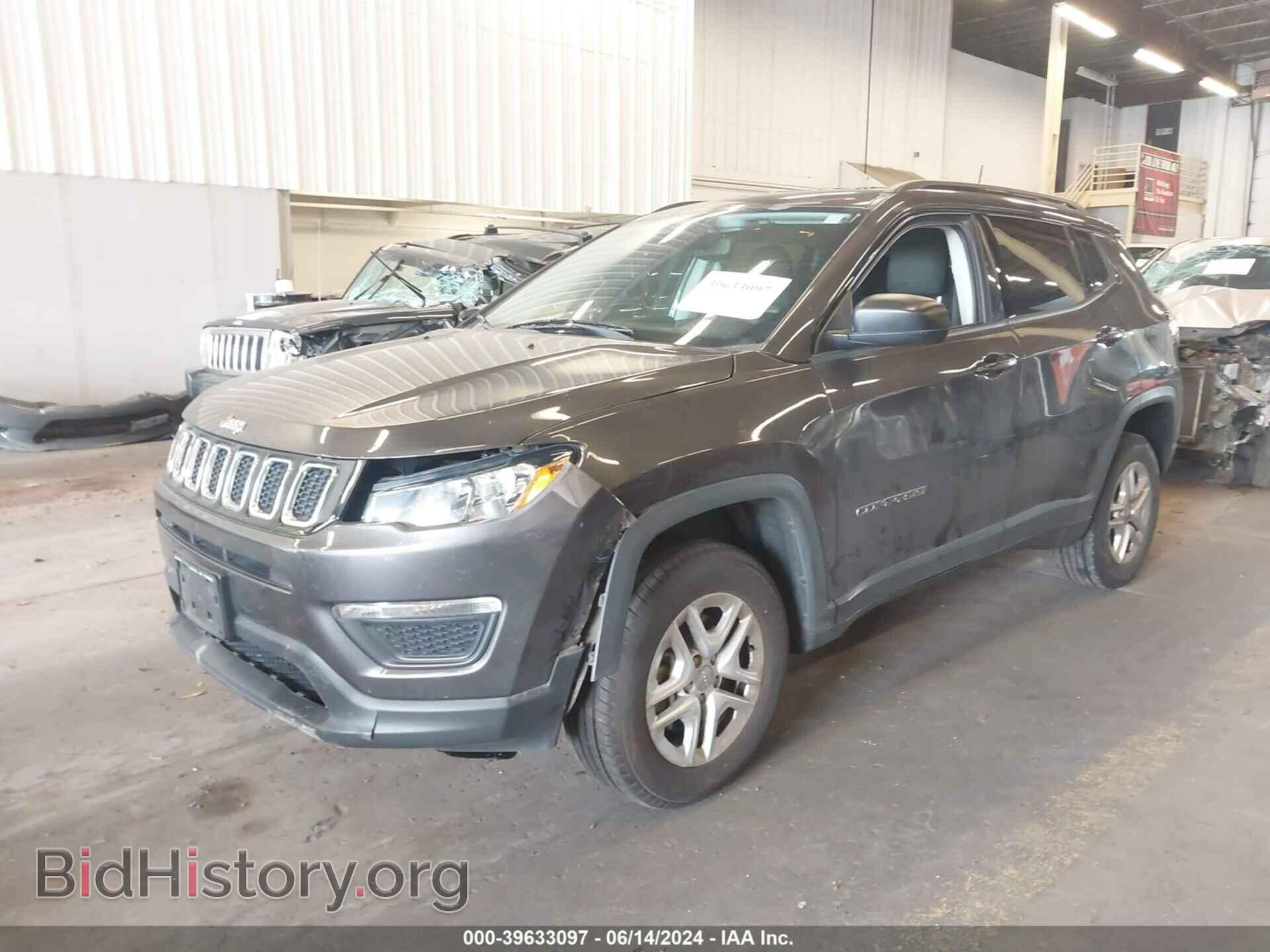 2018 JEEP COMPASS - VIN: 3C4NJDAB0JT457860 - Фото 2