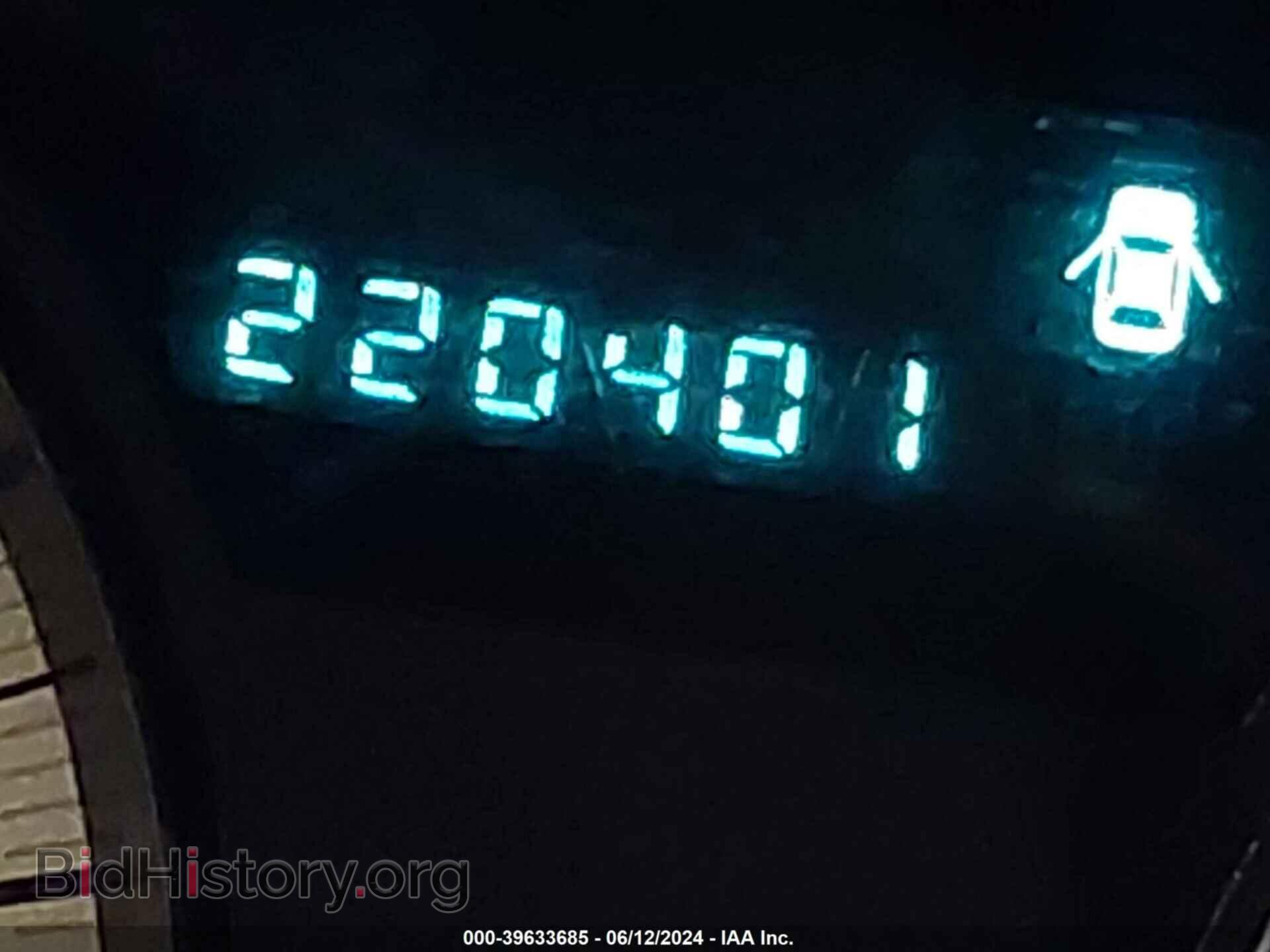 2009 CHRYSLER 300 - VIN: 2C3KA53V79H634767 - Фото 7