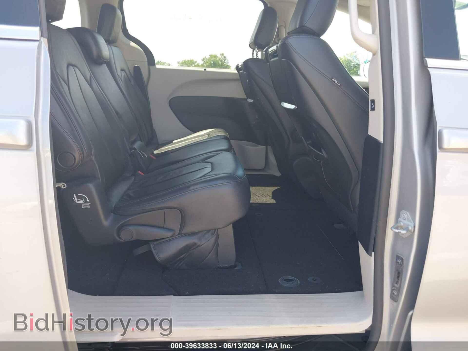 2017 CHRYSLER PACIFICA - VIN: 2C4RC1EGXHR533291 - Photo 8