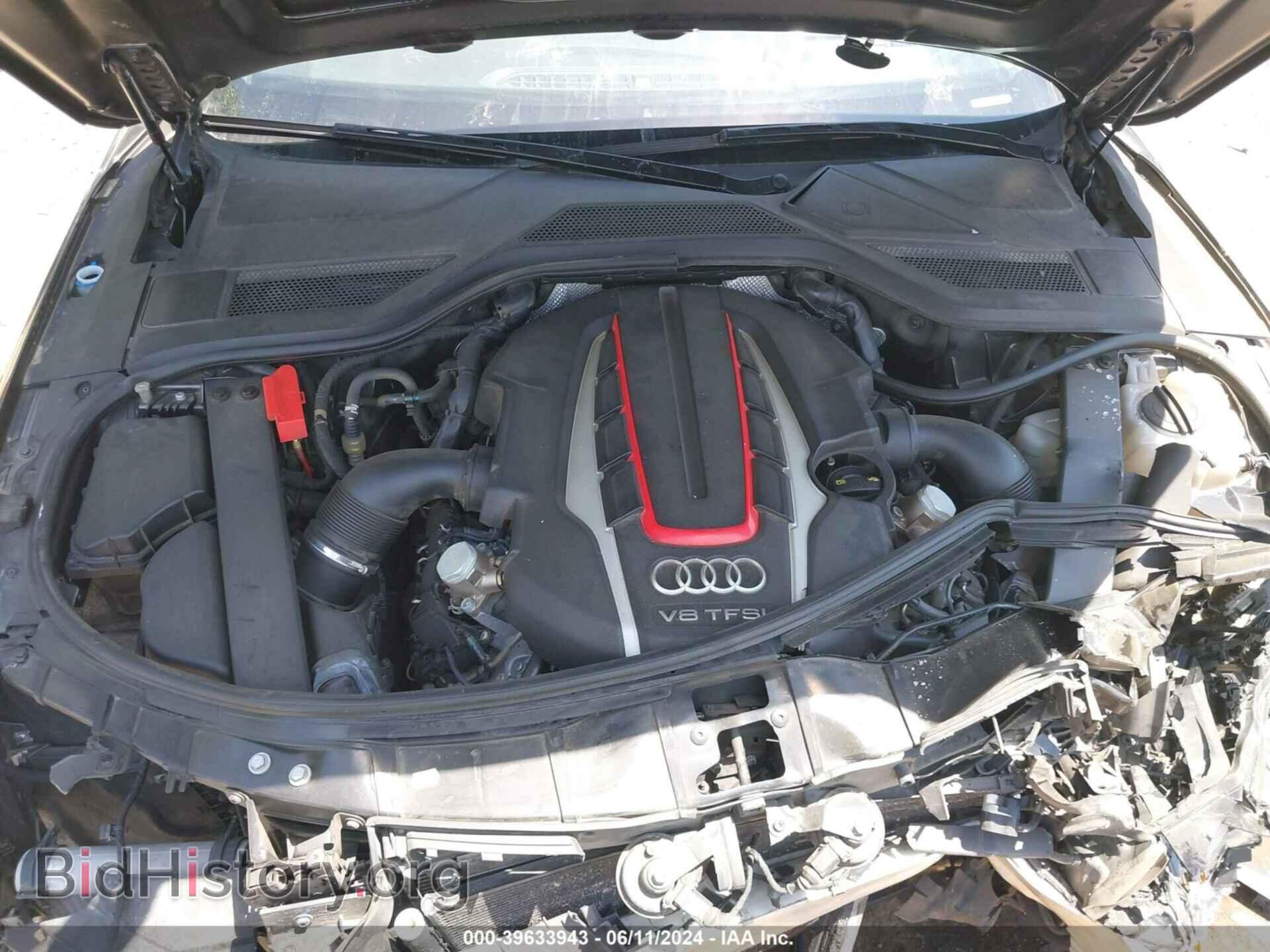 2016 AUDI S8 - VIN: WAUJSAFD0GN002775 - Photo 10