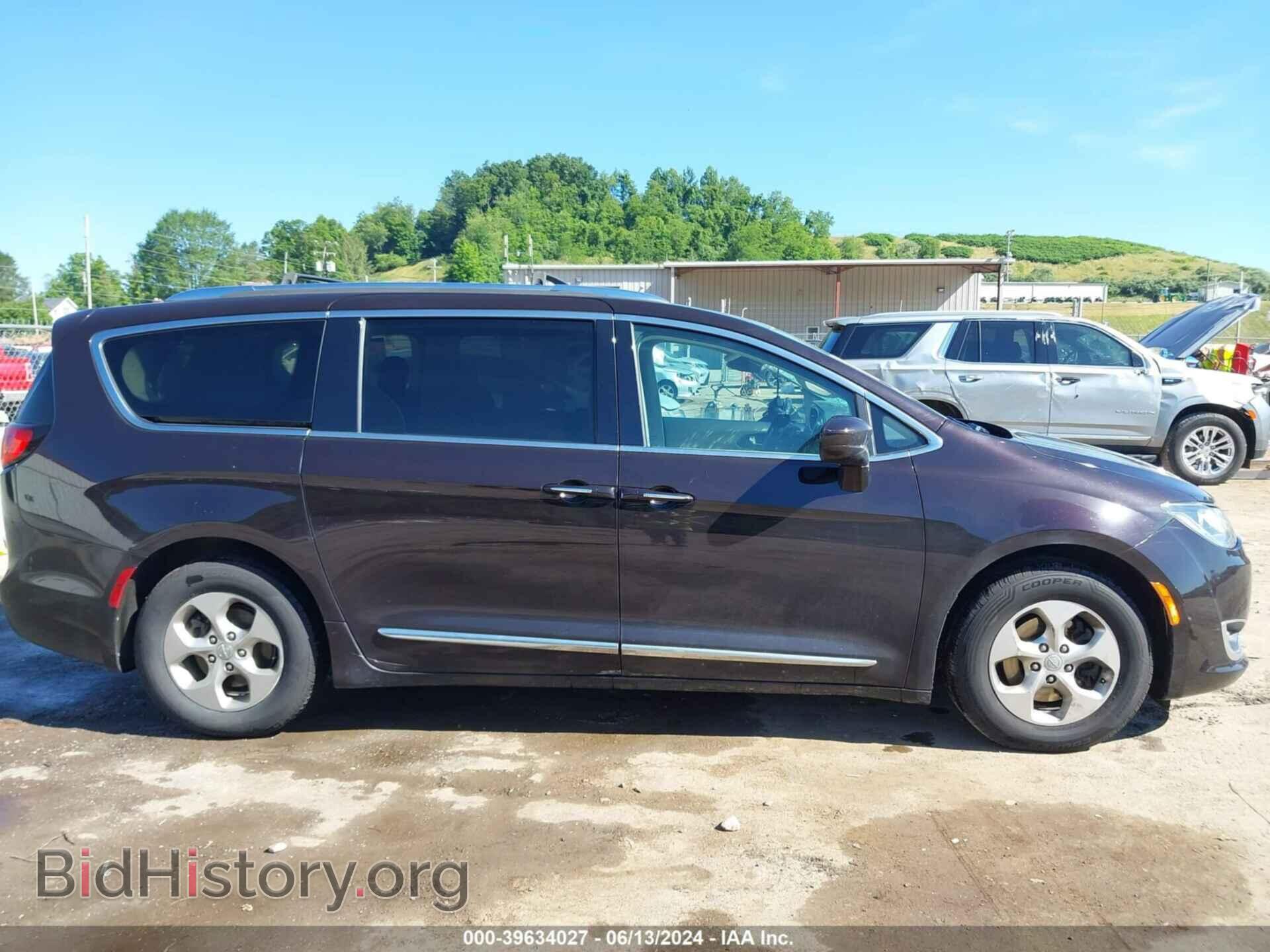2017 CHRYSLER PACIFICA - VIN: 2C4RC1EG3HR763352 - Photo 13