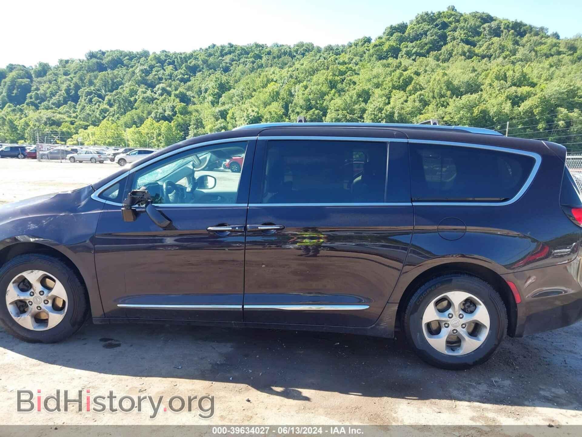 2017 CHRYSLER PACIFICA - VIN: 2C4RC1EG3HR763352 - Photo 14