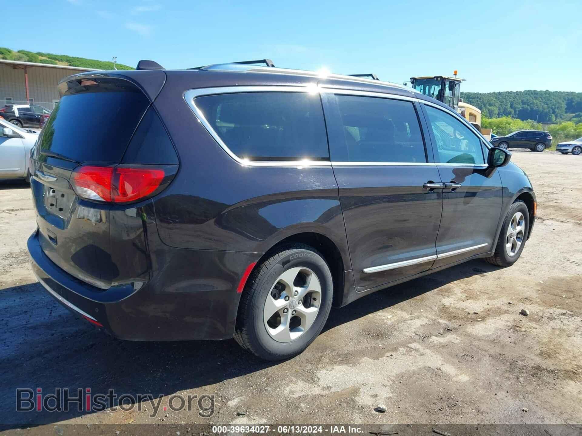 2017 CHRYSLER PACIFICA - VIN: 2C4RC1EG3HR763352 - Photo 4