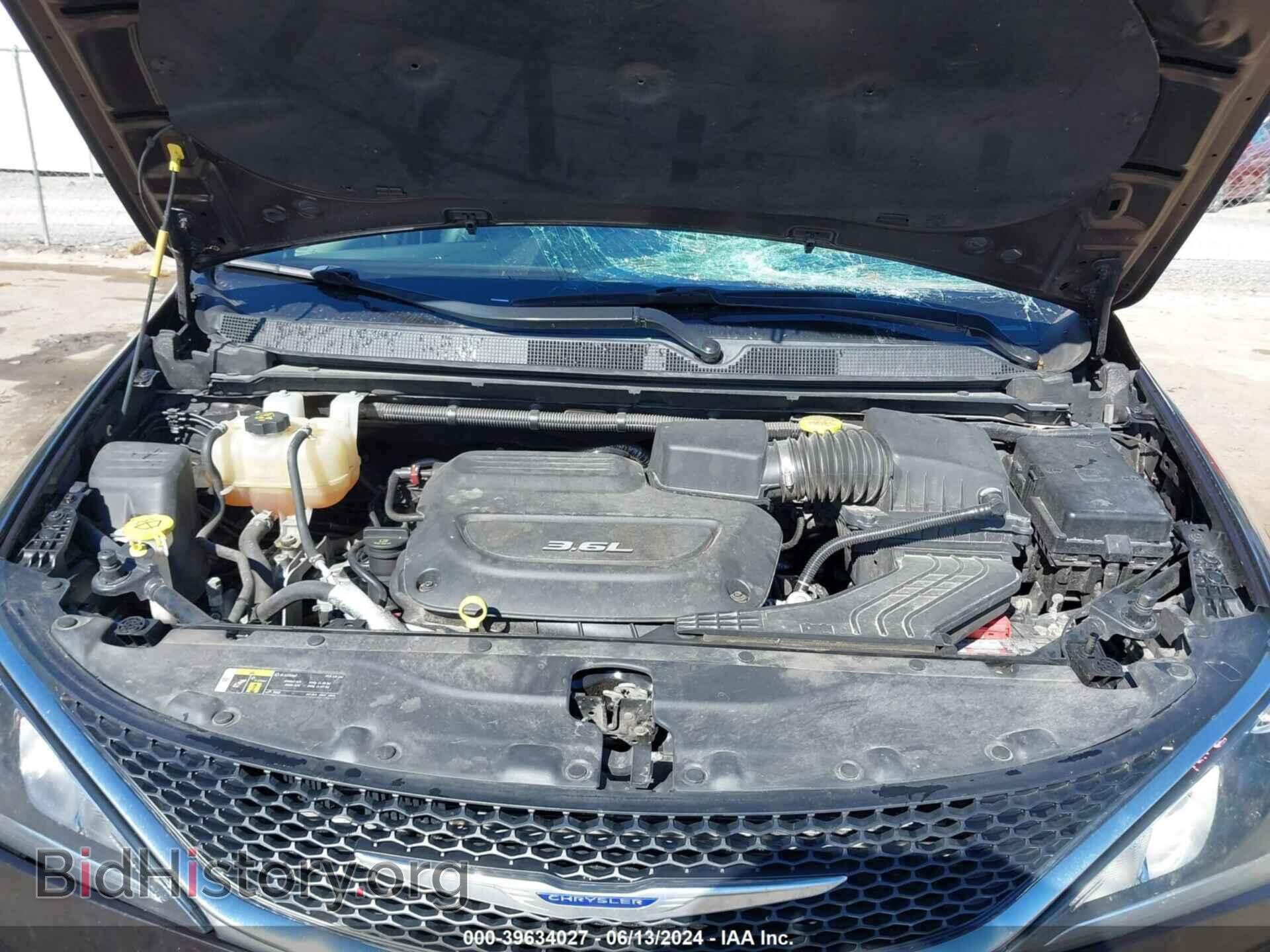 2017 CHRYSLER PACIFICA - VIN: 2C4RC1EG3HR763352 - Photo 10