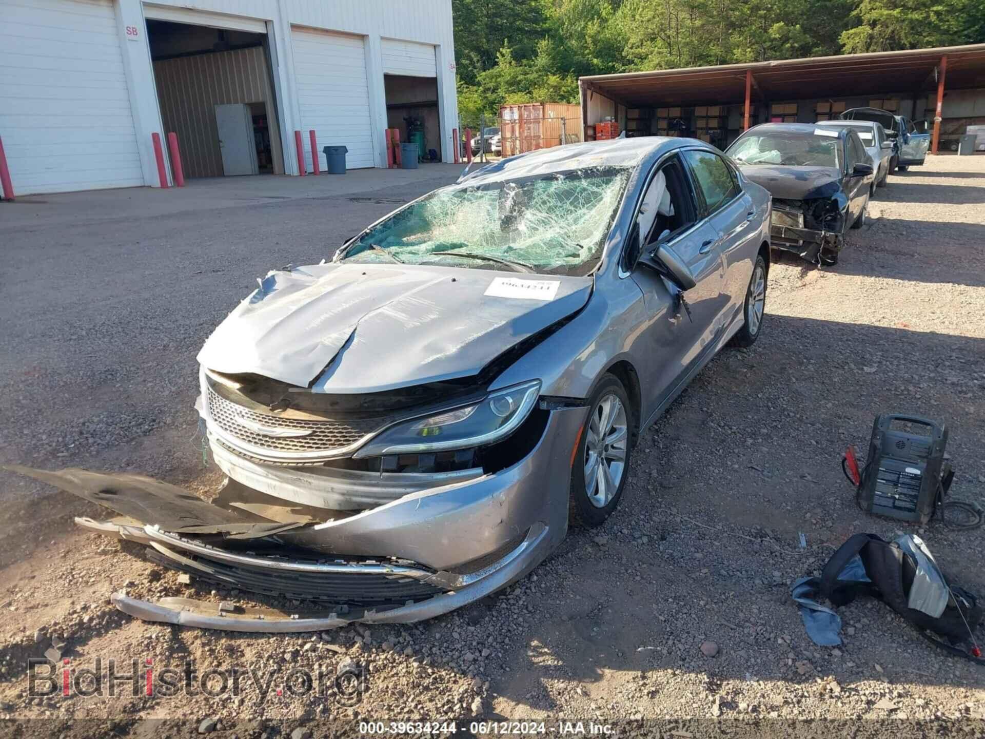 2015 CHRYSLER 200 - VIN: 1C3CCCAB9FN591757 - Фото 2