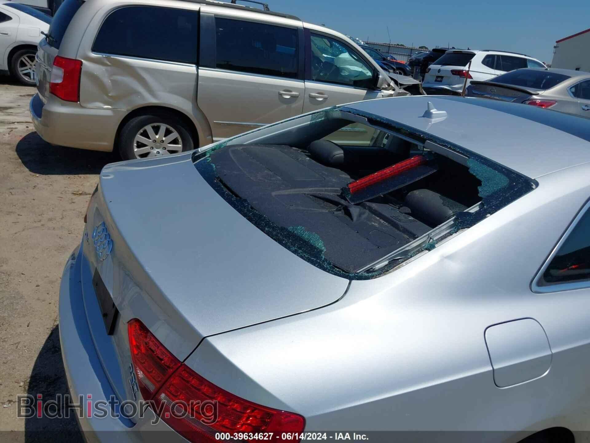 2011 AUDI A5 - VIN: WAULFAFR5BA086892 - Фото 6