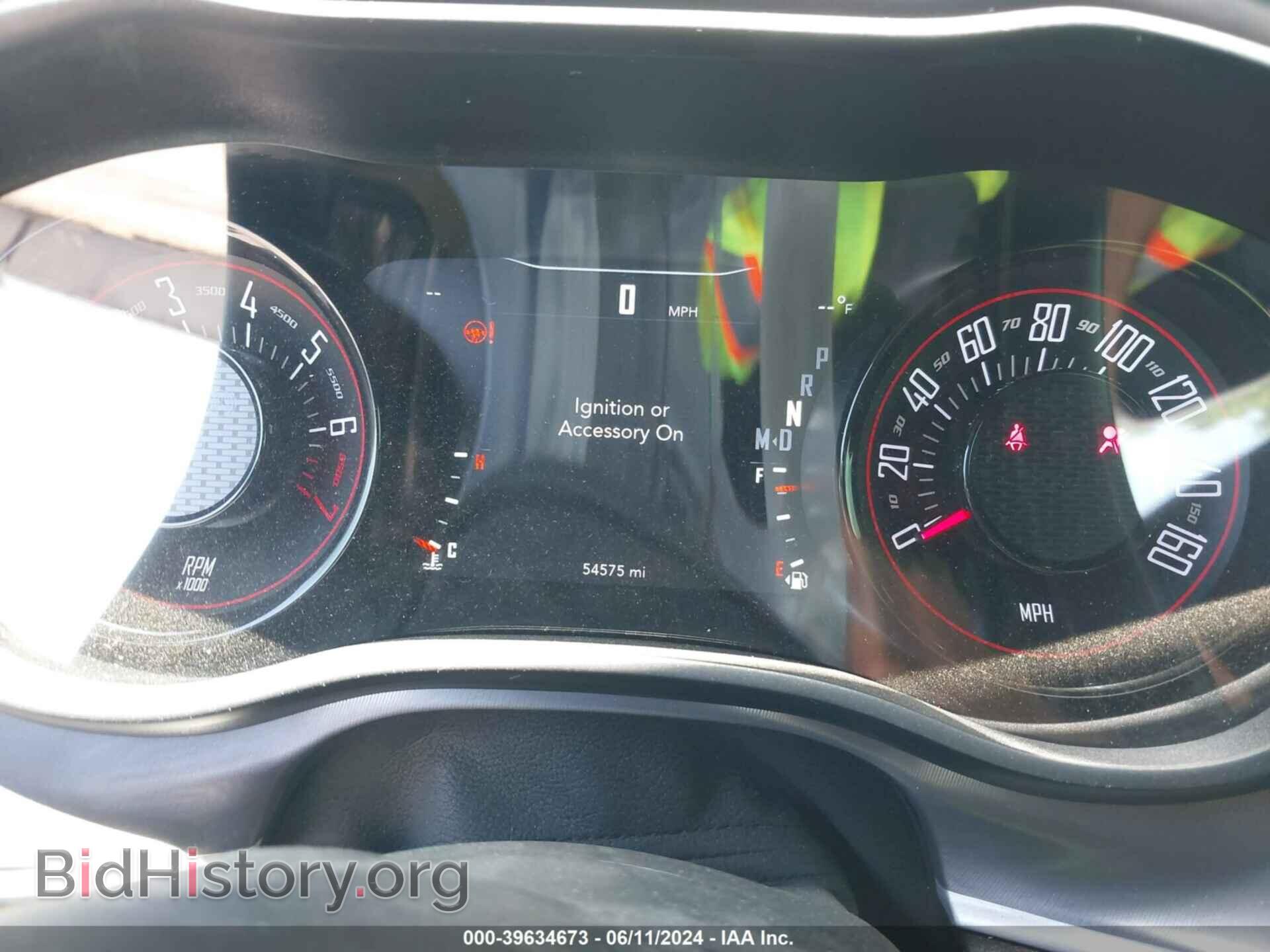 2019 DODGE CHALLENGER - VIN: 2C3CDZAG4KH677136 - Фото 7