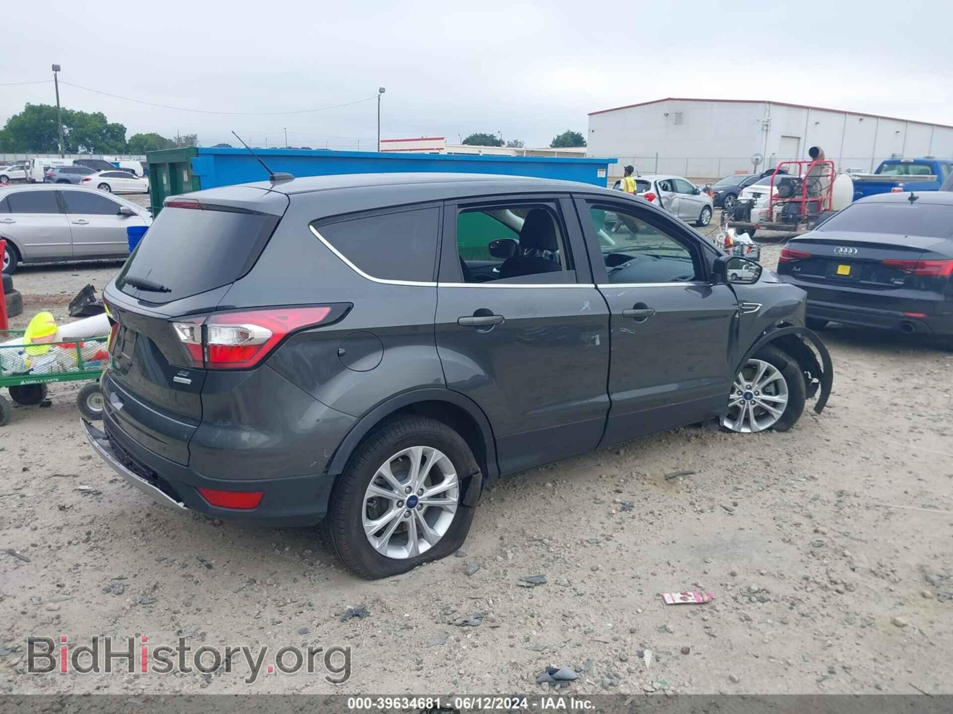 2017 FORD ESCAPE - VIN: 1FMCU0G91HUC42494 - Фото 4