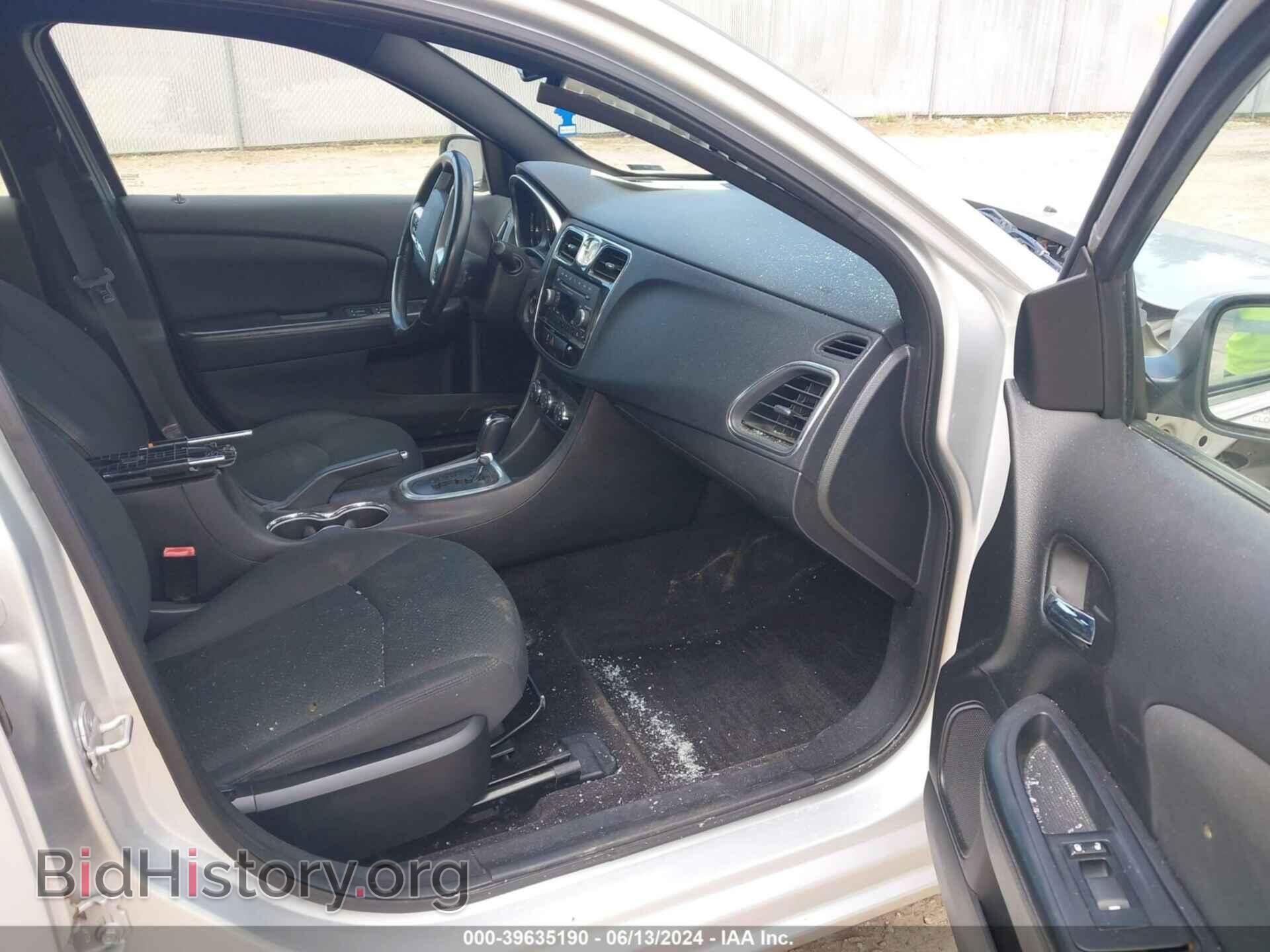 2011 CHRYSLER 200 - VIN: 1C3BC1FG2BN612253 - Фото 5