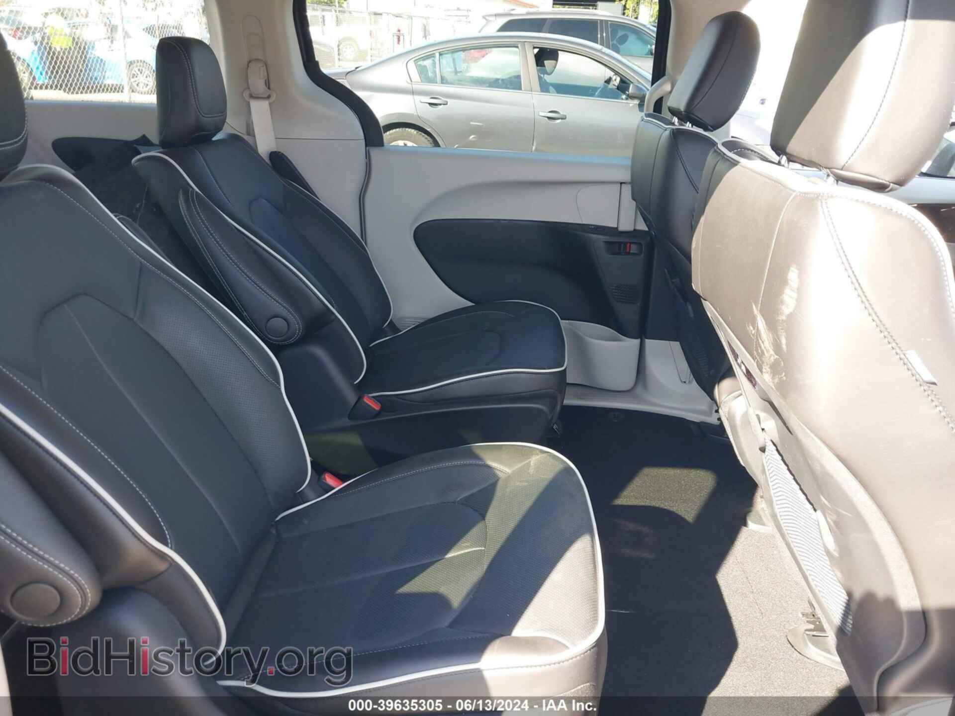 2023 CHRYSLER PACIFICA HYBRID - VIN: 2C4RC1S74PR572848 - Фото 8