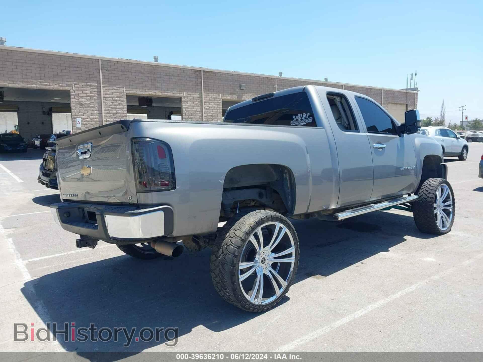 2008 CHEVROLET SILVERADO 1500 - VIN: 2GCEC19C281137294 - Фото 4