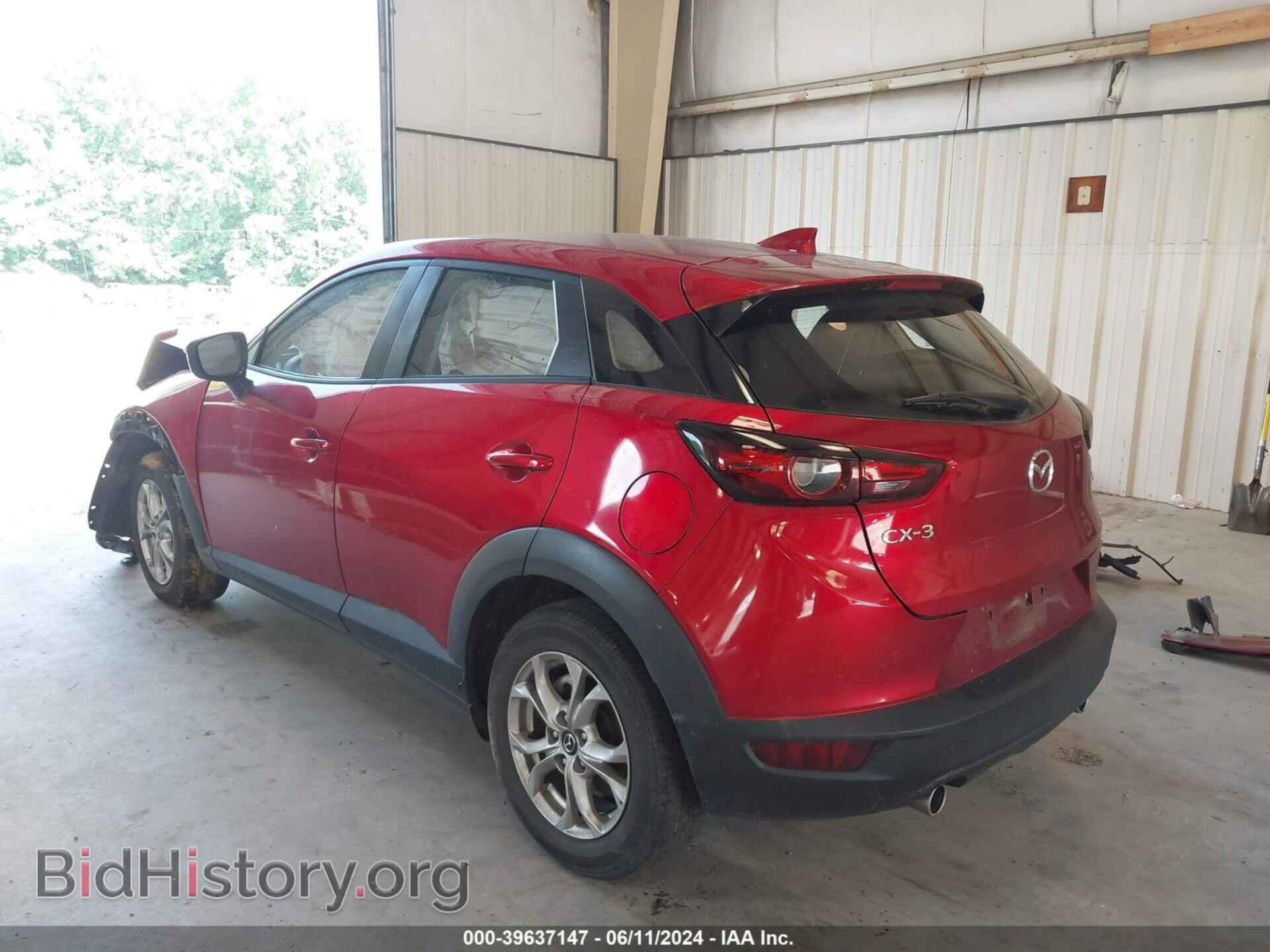 2021 MAZDA CX-3 - VIN: JM1DKDB76M1502637 - Фото 3