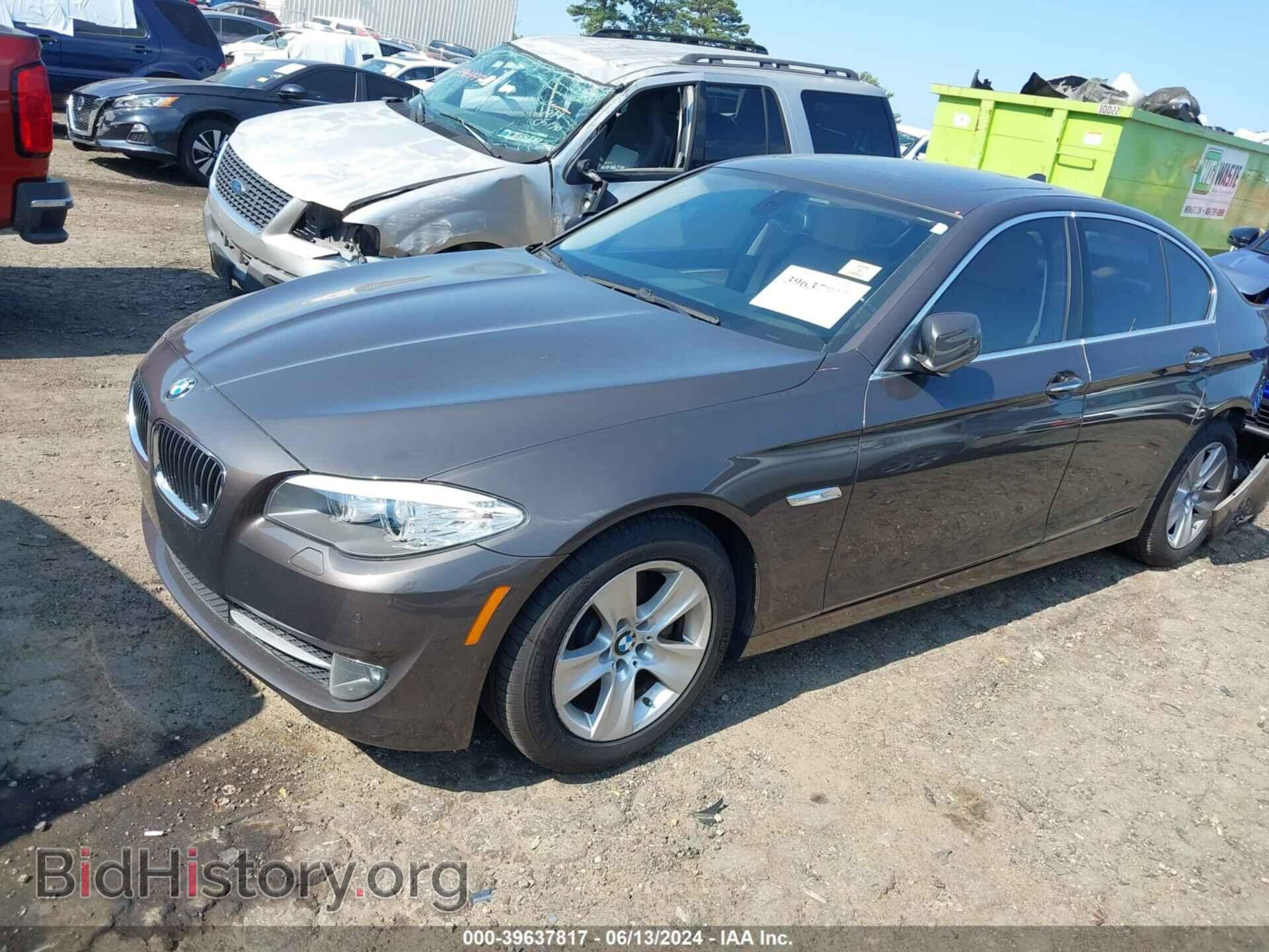 2011 BMW 528I - VIN: WBAFR1C50BDS35181 - Фото 2