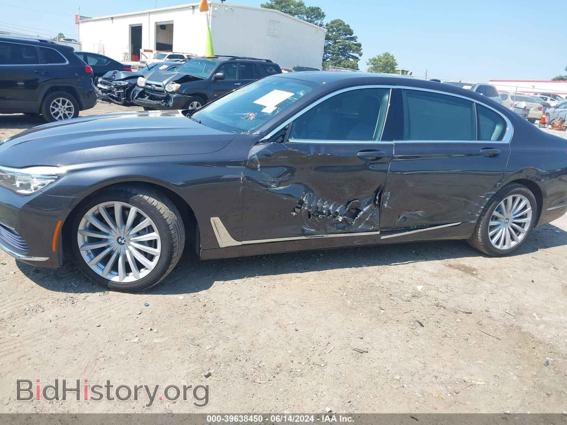 2017 BMW 740I - VIN: WBA7E2C54HG739309 - Фото 6