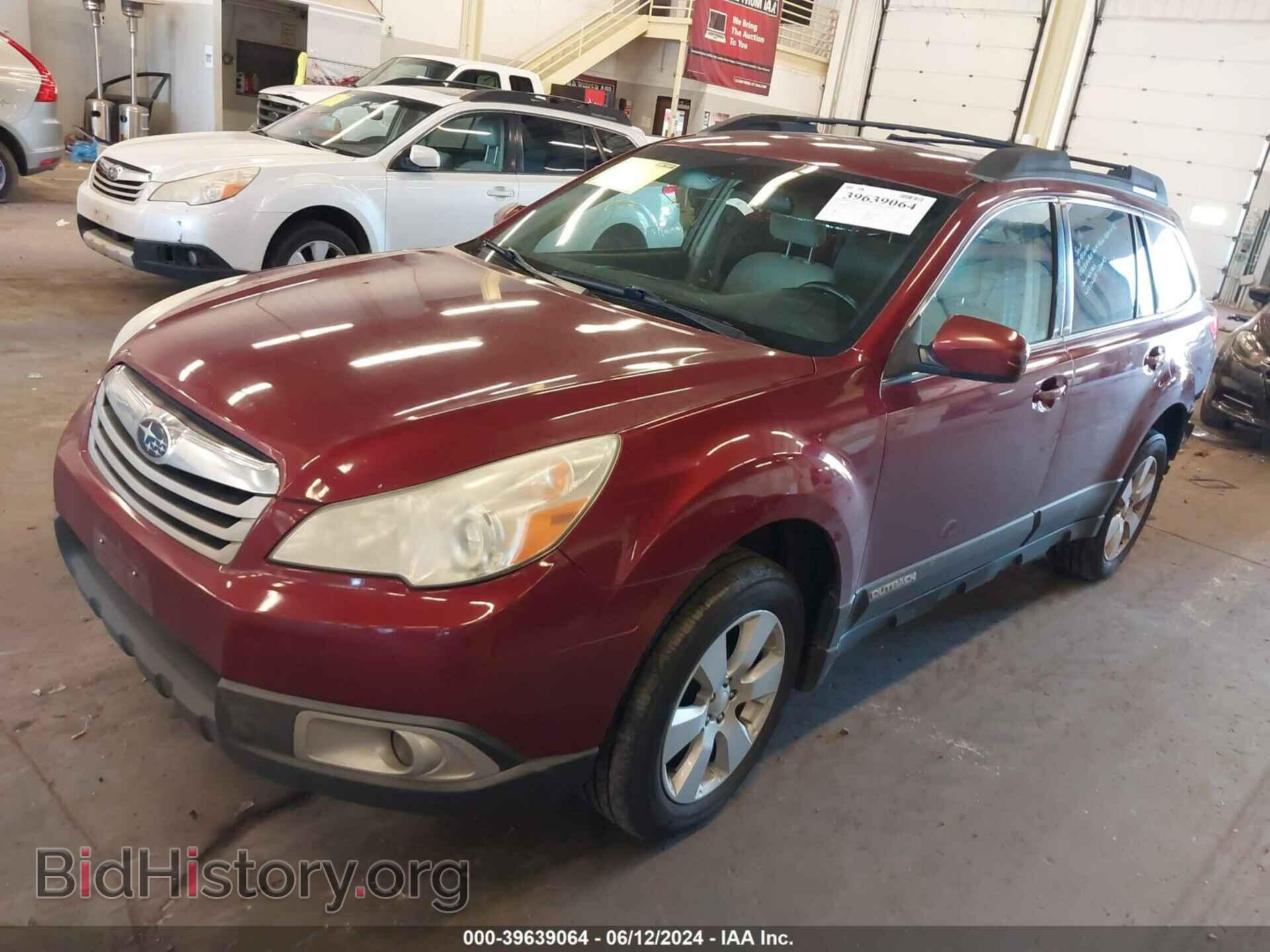 2011 SUBARU OUTBACK - VIN: 4S4BRBFC0B3382118 - Фото 2