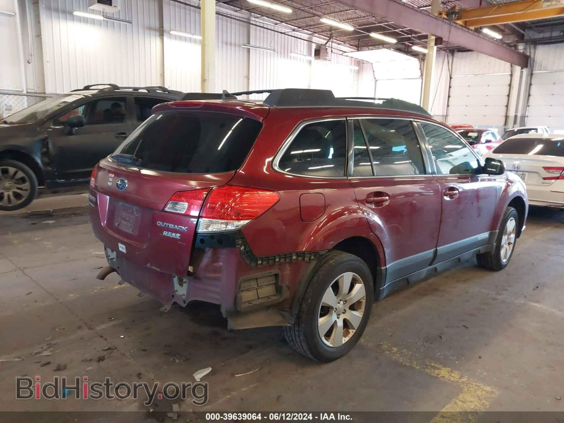 2011 SUBARU OUTBACK - VIN: 4S4BRBFC0B3382118 - Фото 4