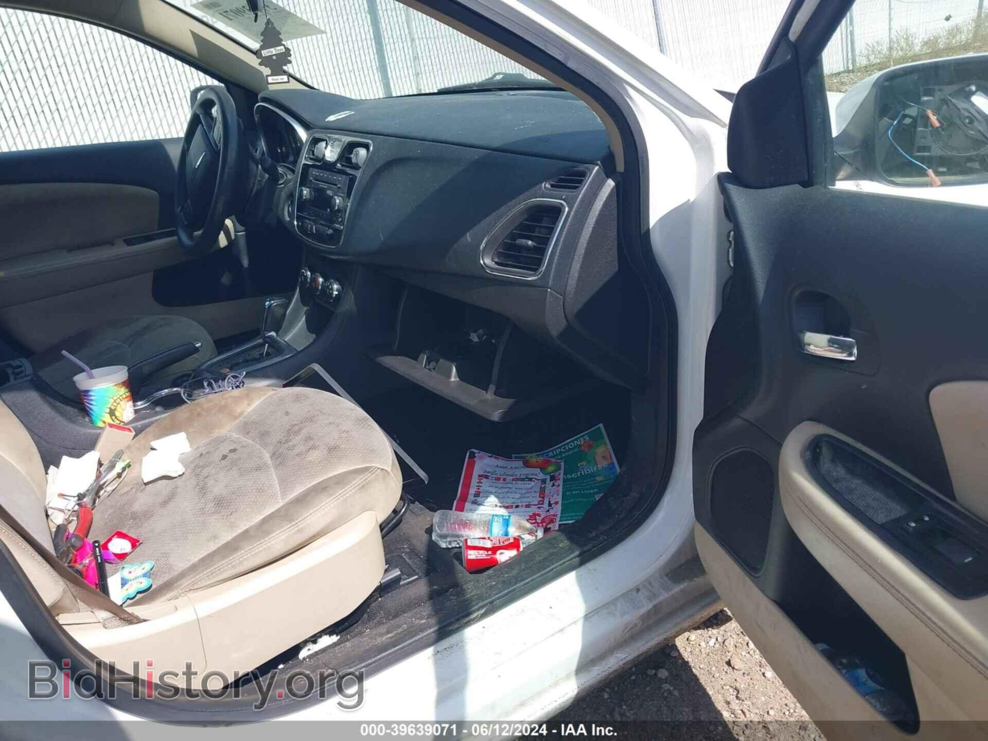 2013 CHRYSLER 200 - VIN: 1C3CCBAB7DN636167 - Фото 5