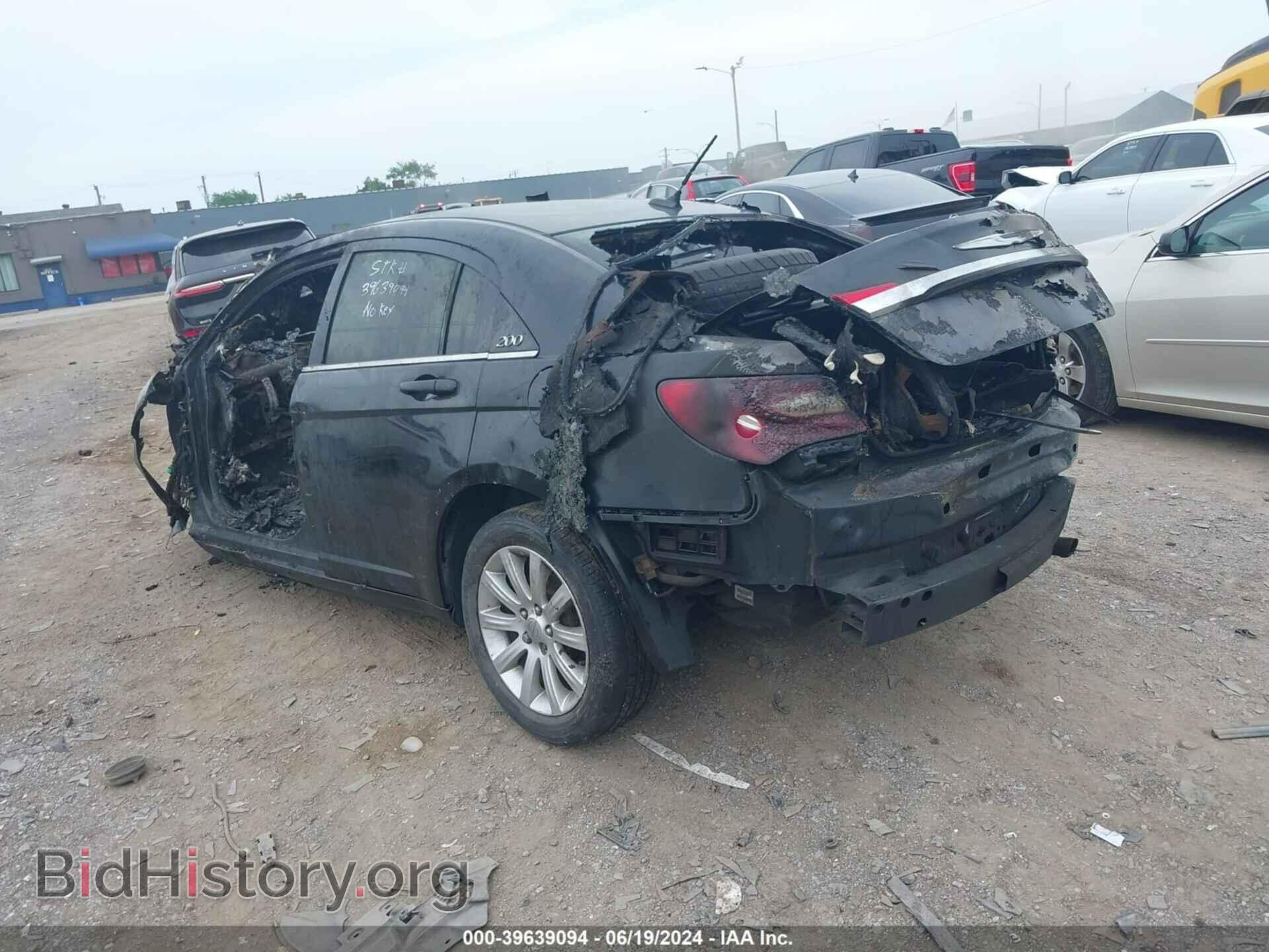 2012 CHRYSLER 200 - VIN: 1C3CCBBB2CN217690 - Photo 3