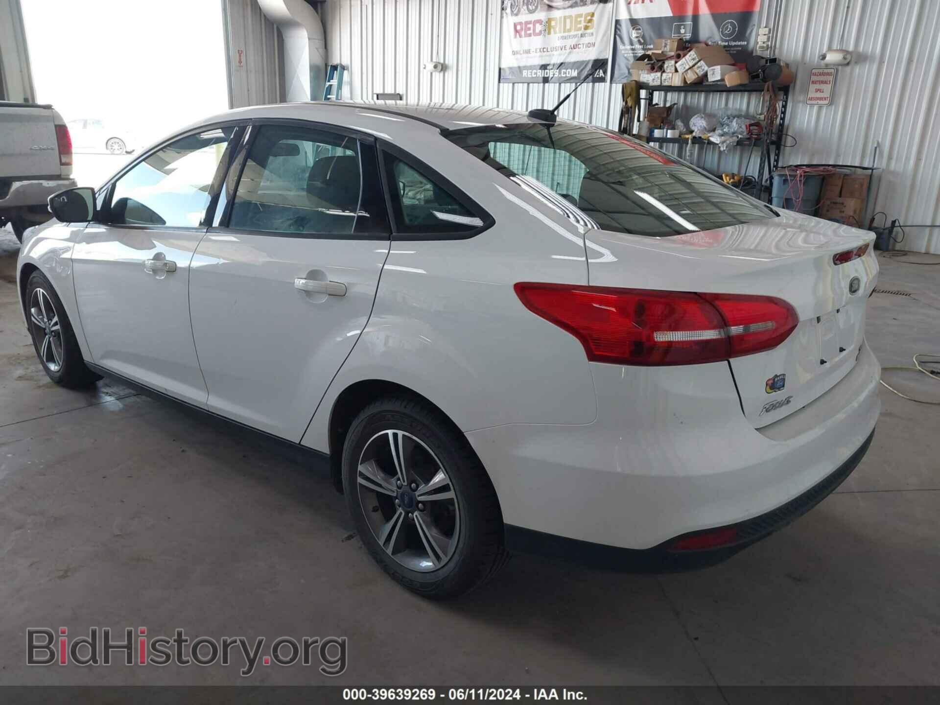 2017 FORD FOCUS - VIN: 1FADP3FE8HL284673 - Фото 3