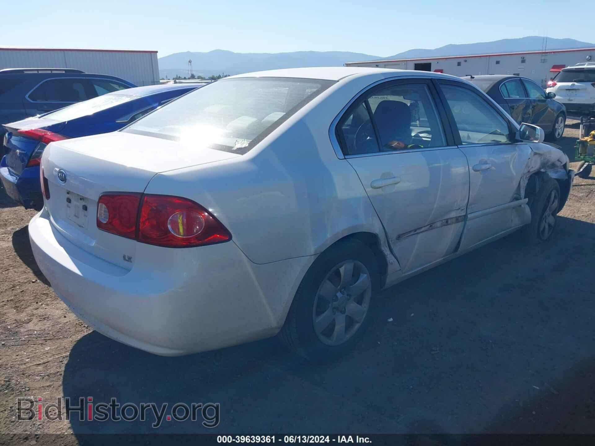 2007 KIA OPTIMA - VIN: KNAGE123175105492 - Фото 4
