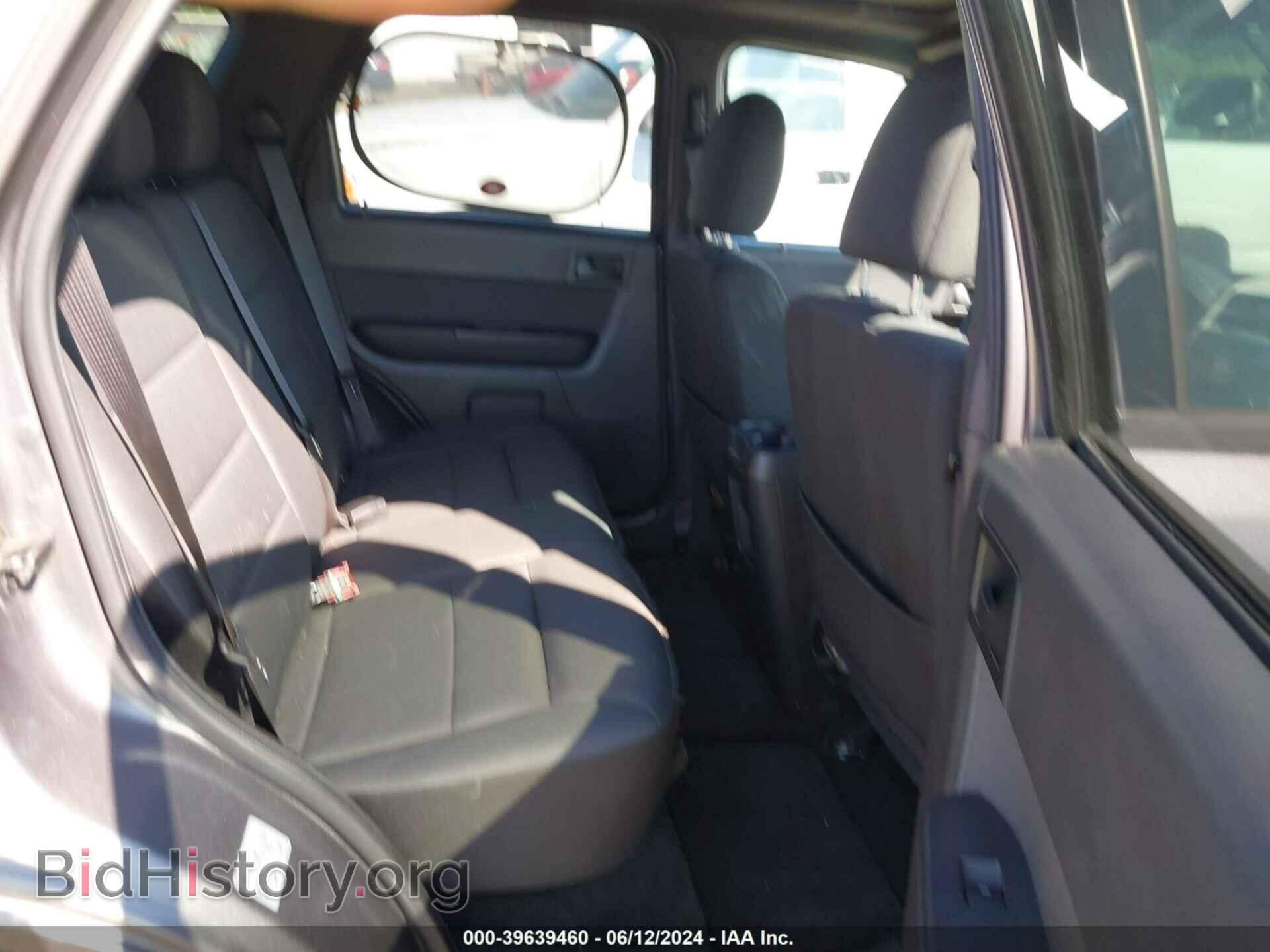 2011 FORD ESCAPE - VIN: 1FMCU0D72BKB71957 - Фото 8