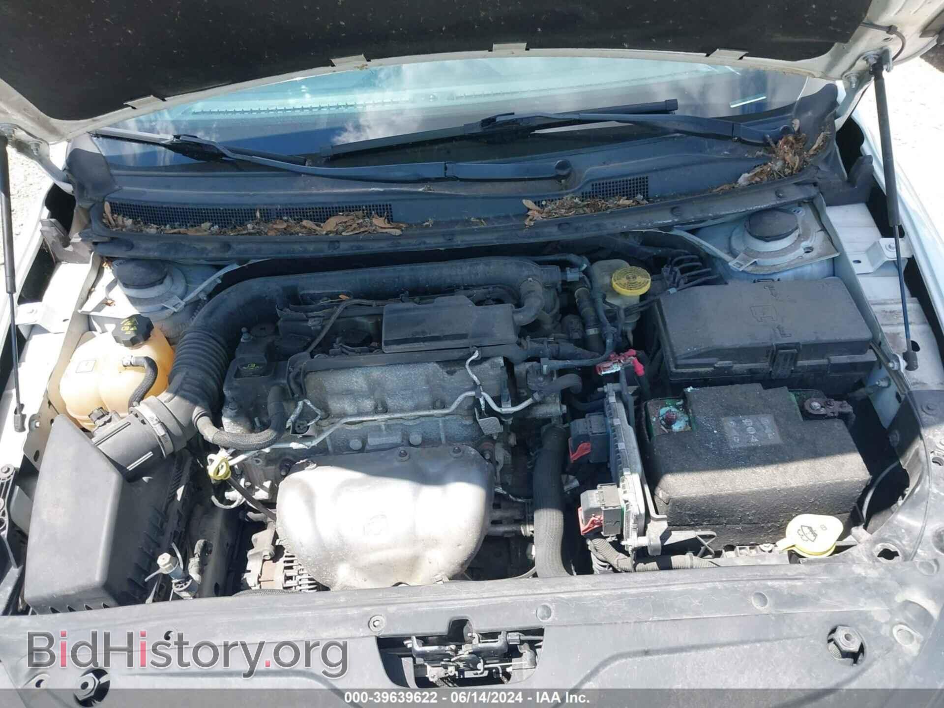 2015 CHRYSLER 200 - VIN: 1C3CCCAB3FN743094 - Фото 10