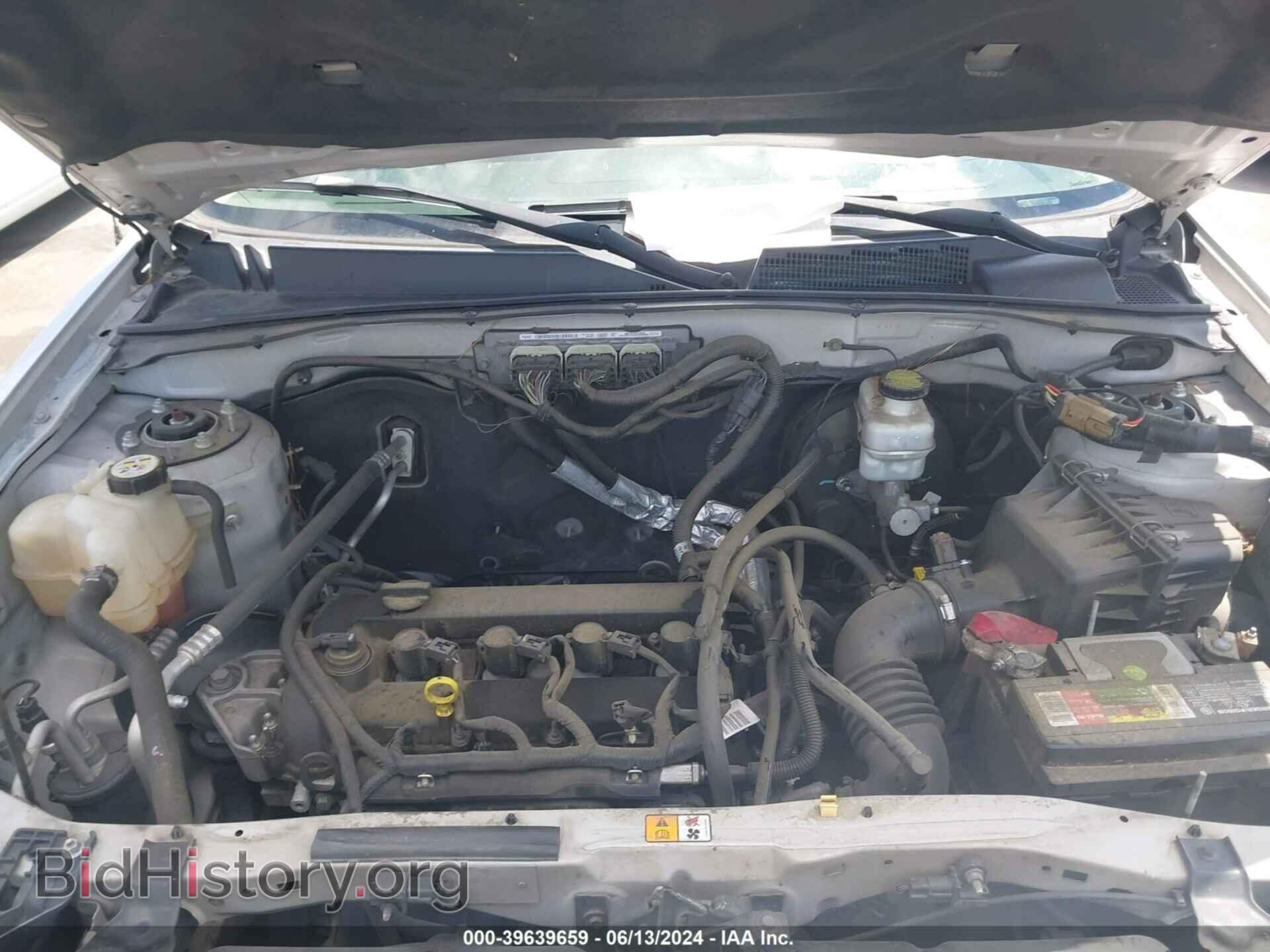 2011 MAZDA TRIBUTE - VIN: 4F2CY0C76BKM07083 - Фото 10