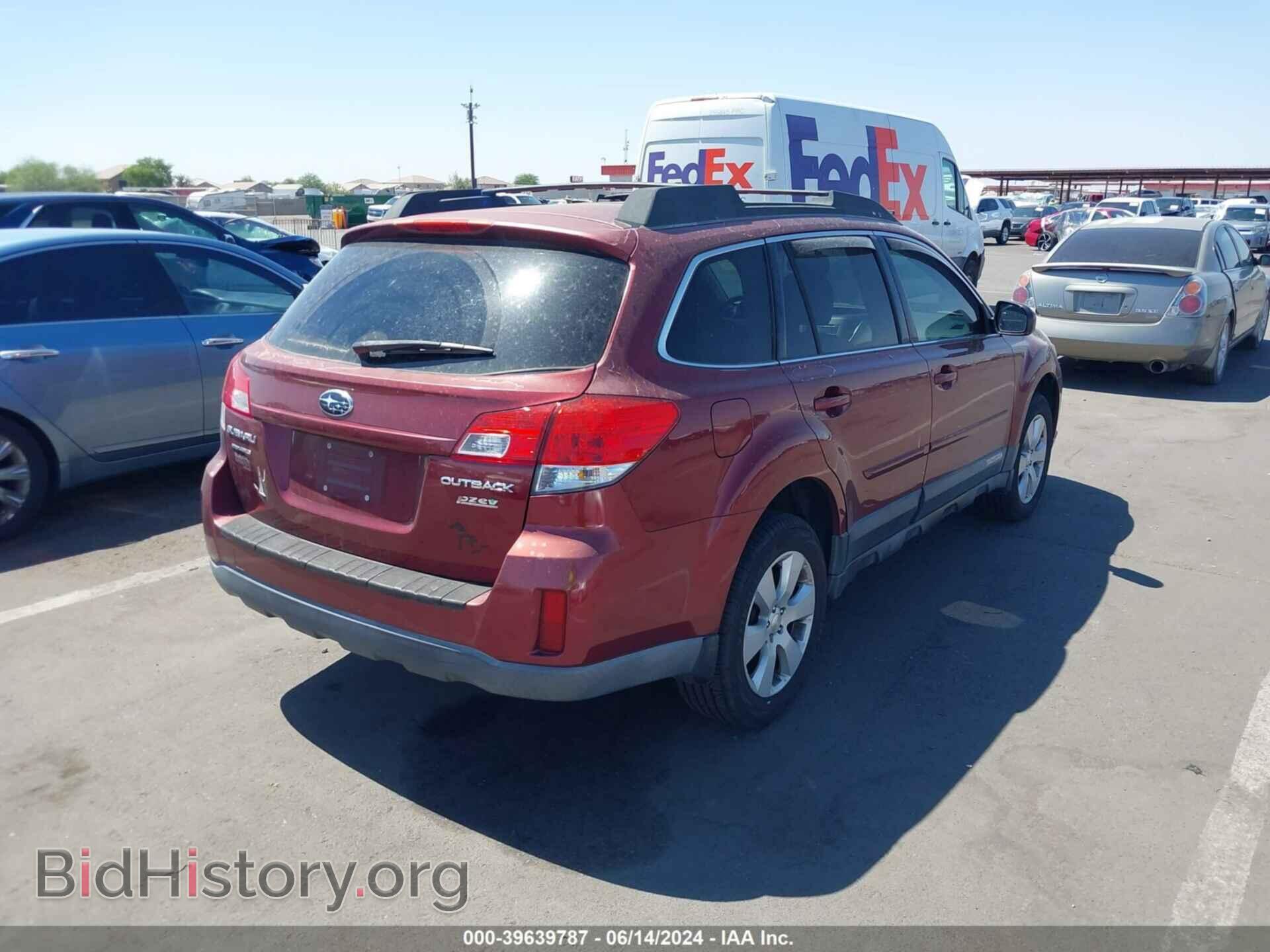 2011 SUBARU OUTBACK - VIN: 4S4BRBCC4B3418221 - Фото 4