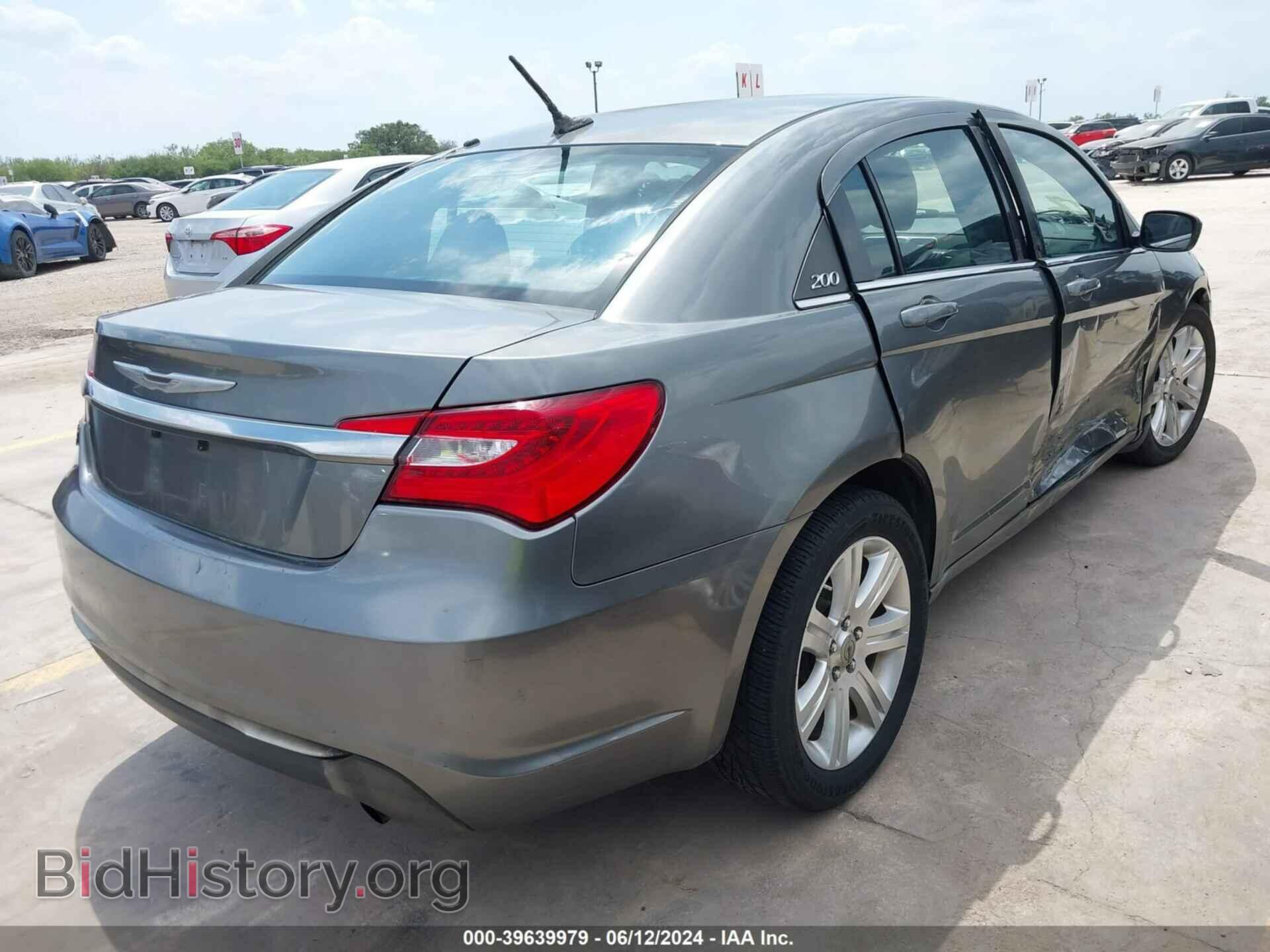 2013 CHRYSLER 200 - VIN: 1C3CCBAB3DN706148 - Фото 4