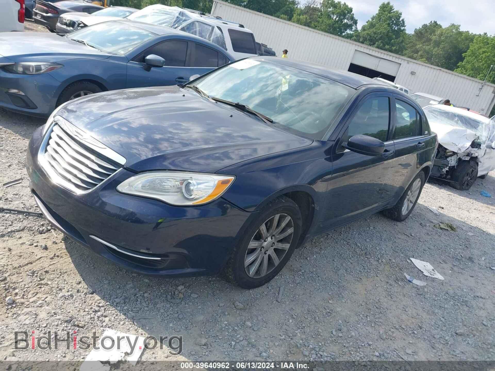2013 CHRYSLER 200 - VIN: 1C3CCBBB0DN575503 - Photo 2