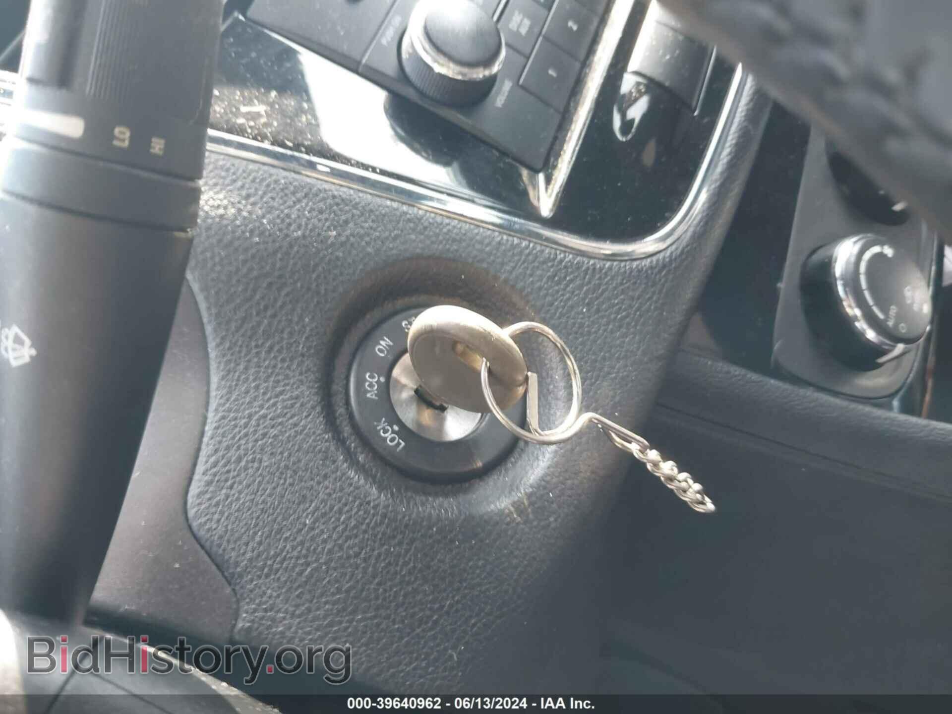 2013 CHRYSLER 200 - VIN: 1C3CCBBB0DN575503 - Photo 11