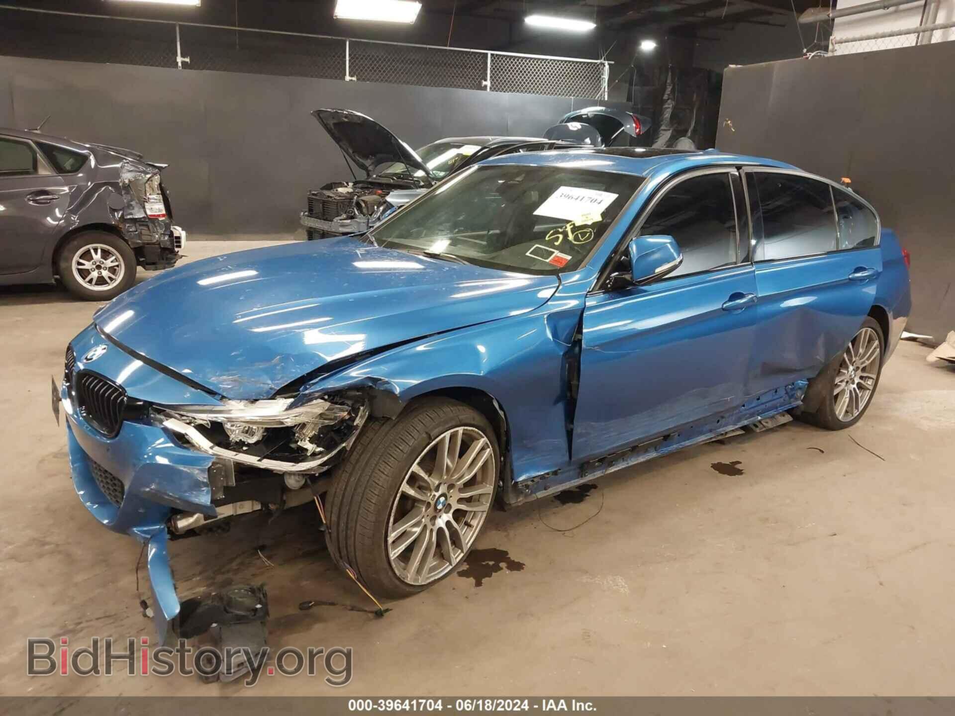 2018 BMW 330I - VIN: WBA8D9C58JA012912 - Фото 2