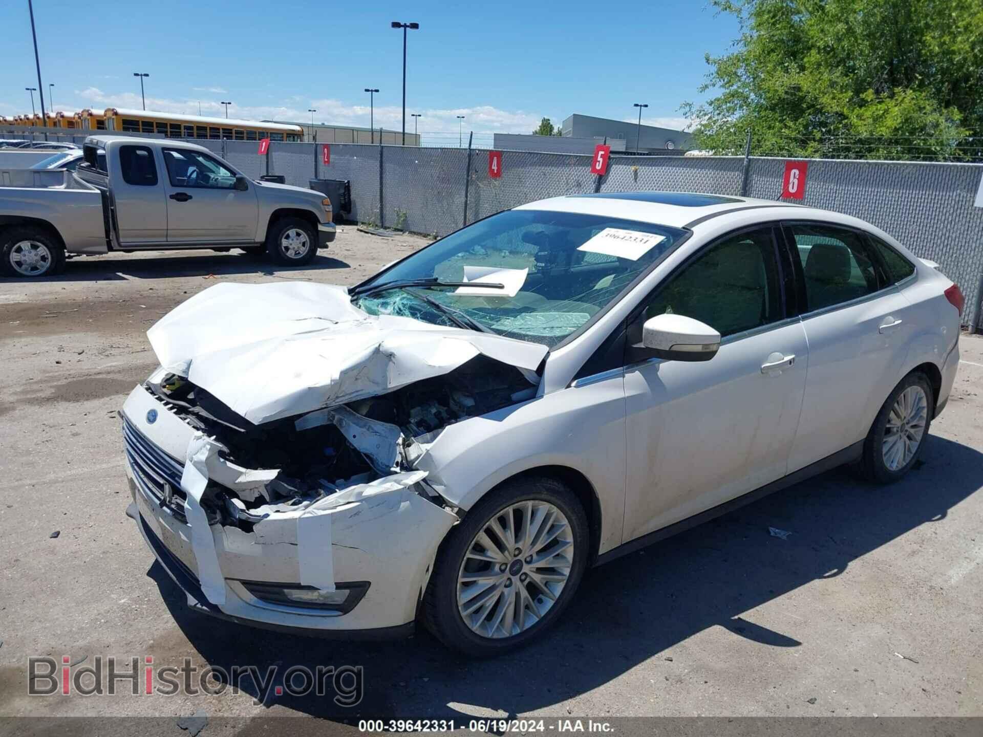 2017 FORD FOCUS - VIN: 1FADP3J29HL264994 - Фото 2