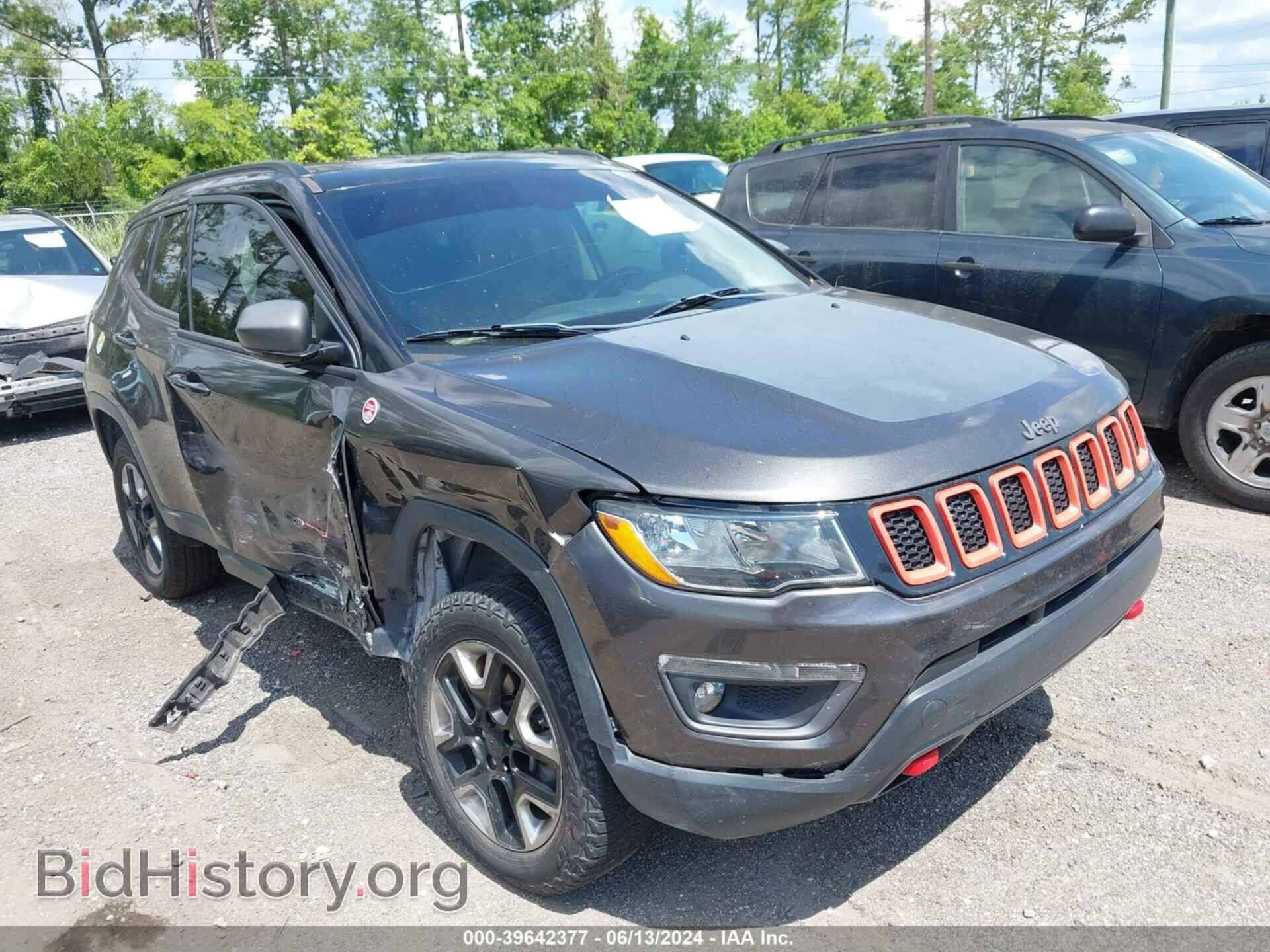 Фотография 3C4NJDDB5JT262638 - JEEP COMPASS 2018