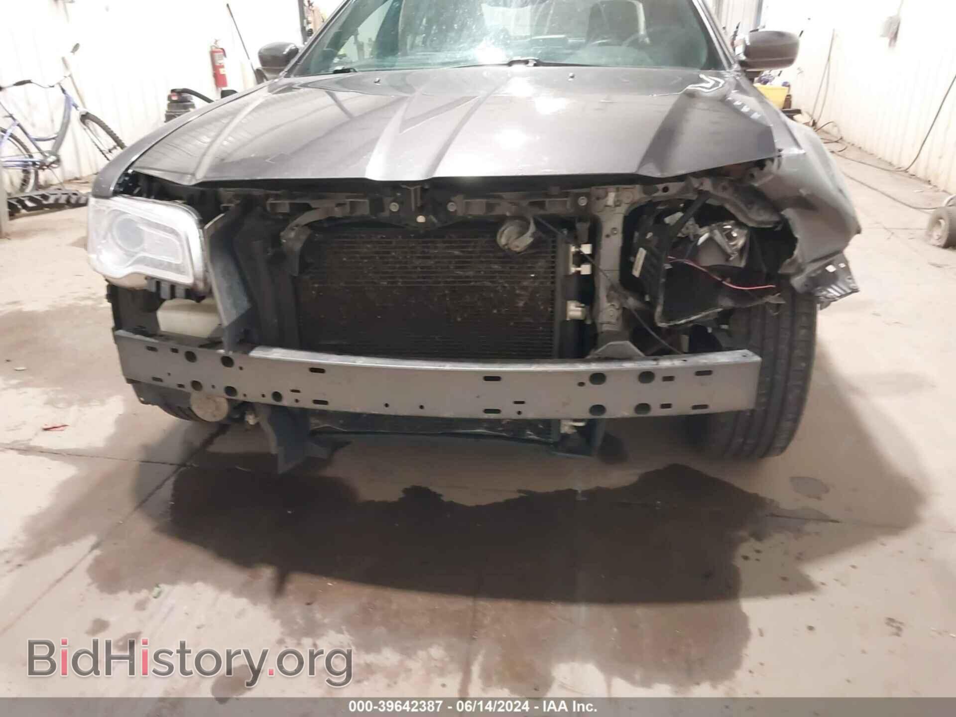 2014 CHRYSLER 300 - VIN: 2C3CCARG5EH356249 - Фото 6