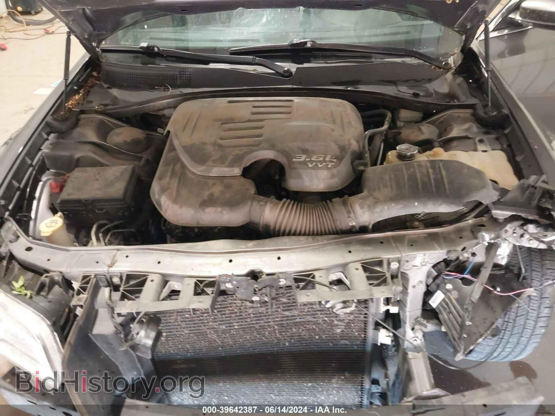 2014 CHRYSLER 300 - VIN: 2C3CCARG5EH356249 - Фото 10