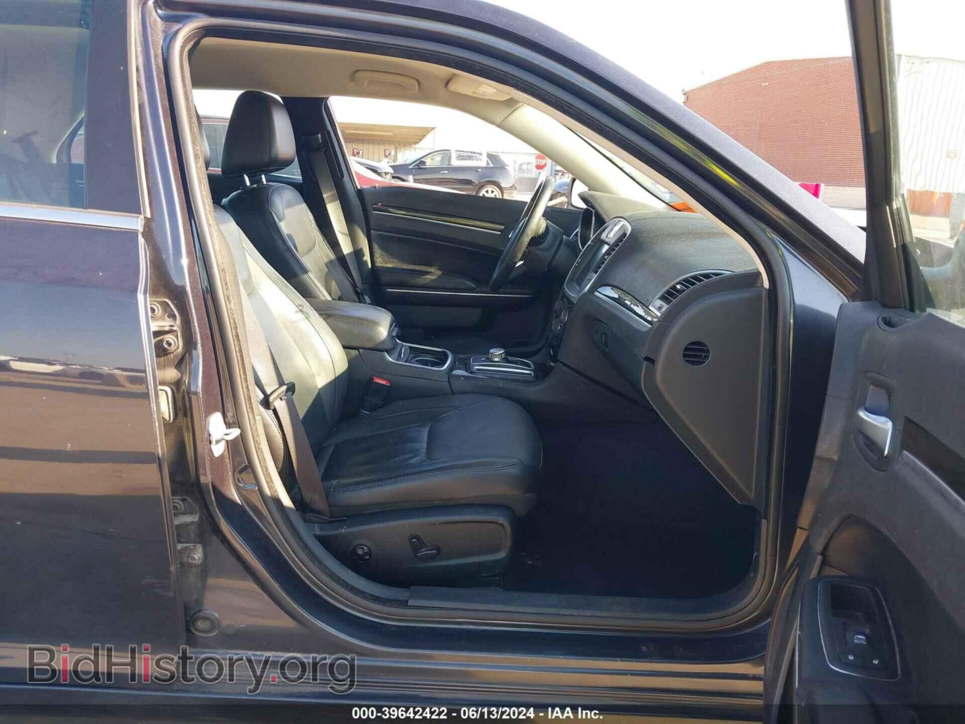 2015 CHRYSLER 300 - VIN: 2C3CCAAG7FH755824 - Фото 5