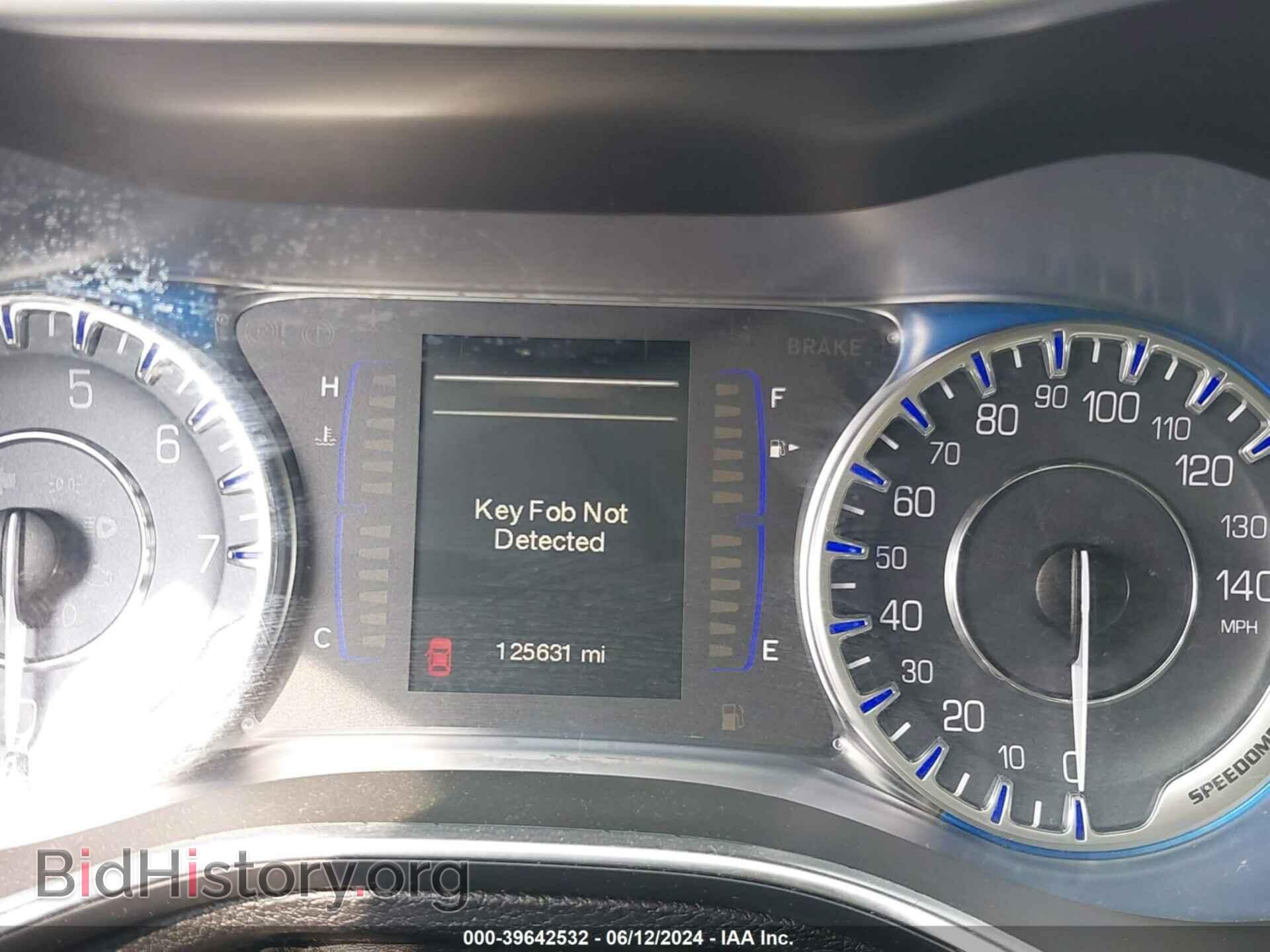 2015 CHRYSLER 200 - VIN: 1C3CCCAB0FN538980 - Фото 7