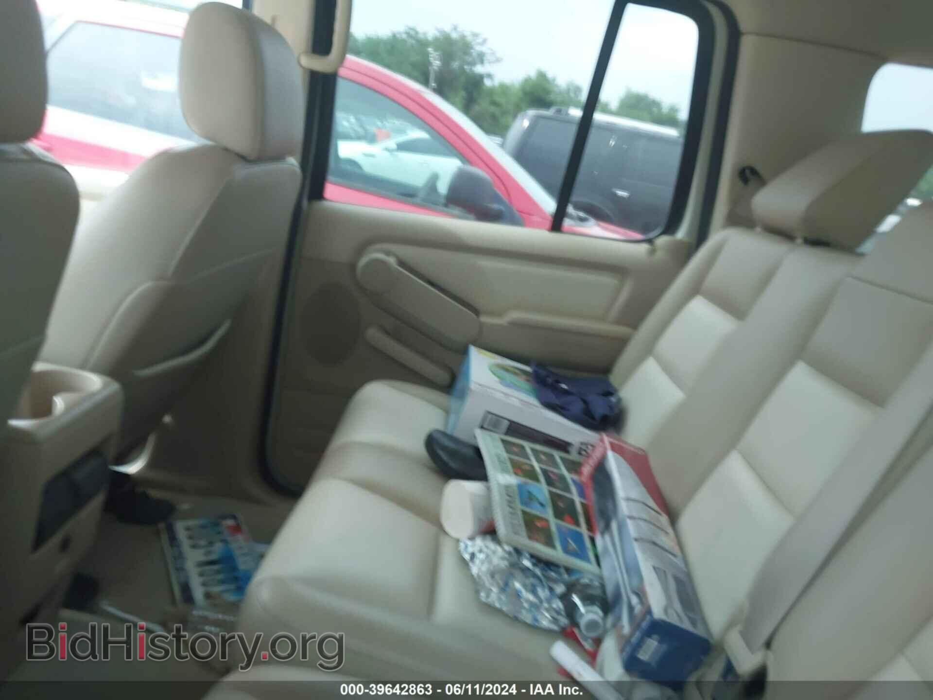 2006 FORD EXPLORER - VIN: 1FMEU75856ZA13523 - Фото 9