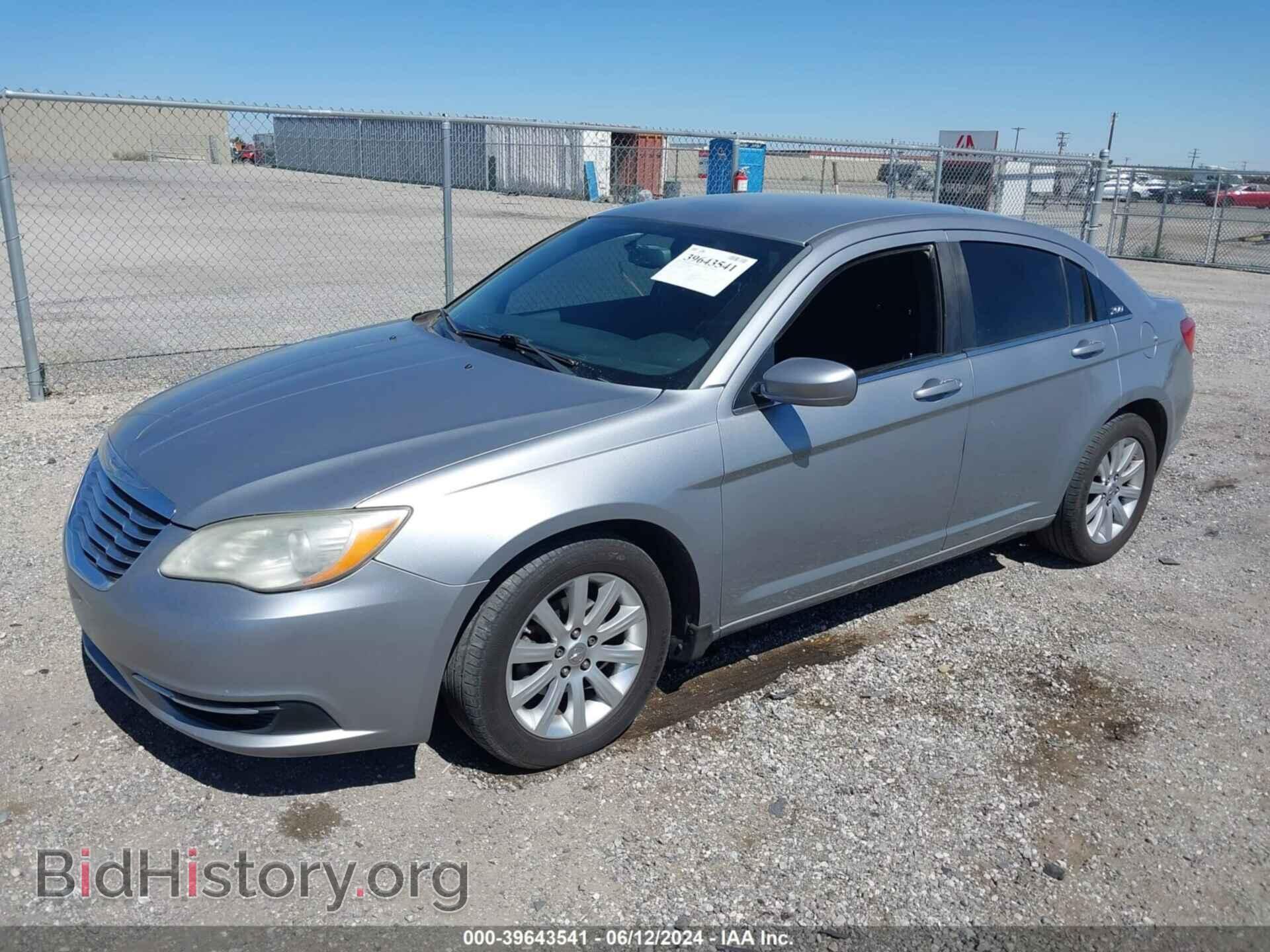 2014 CHRYSLER 200 - VIN: 1C3CCBBB3EN107430 - Фото 2